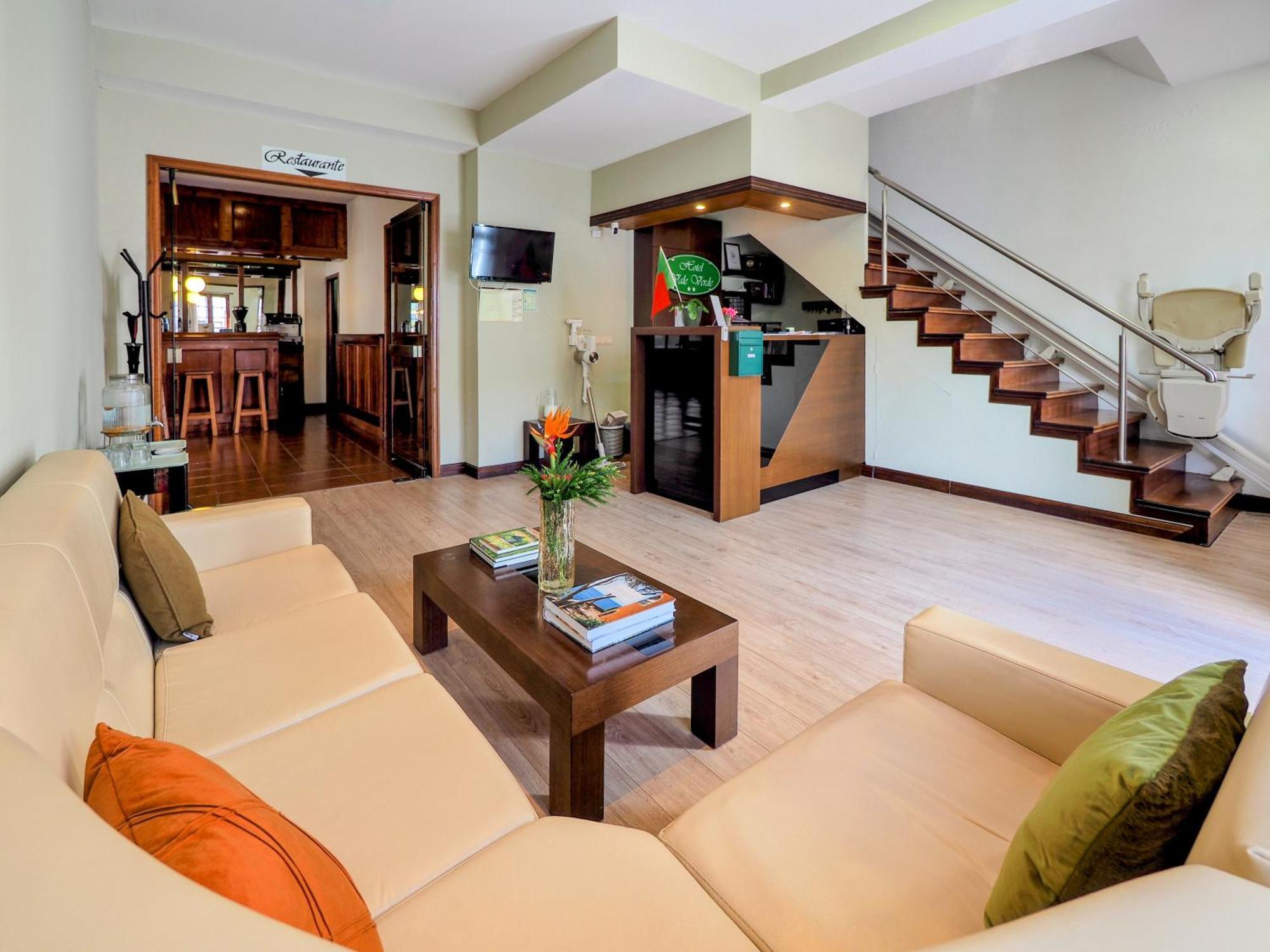 Vale Hotel 2*