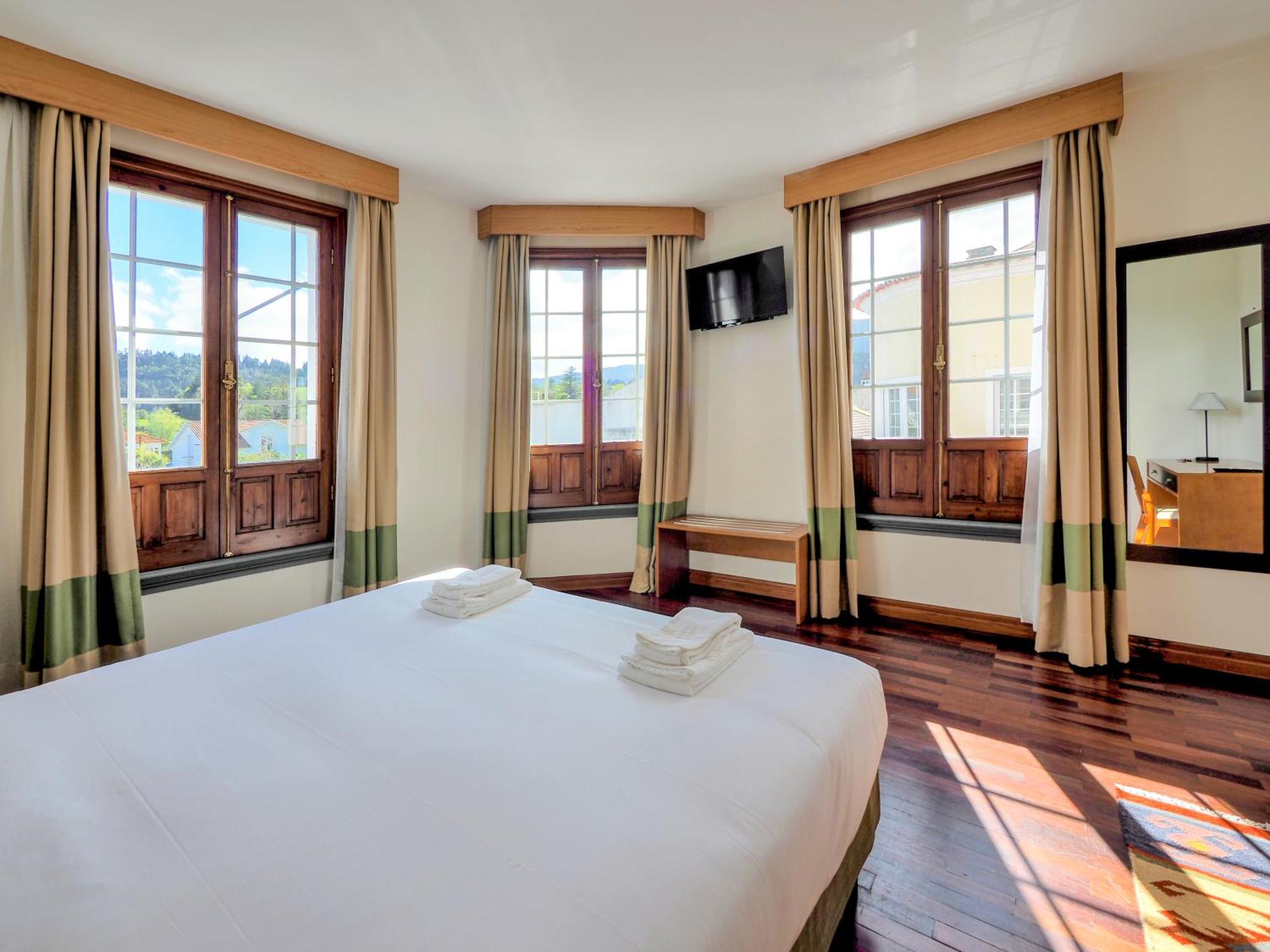 Vale Hotel Furnas (Azores)