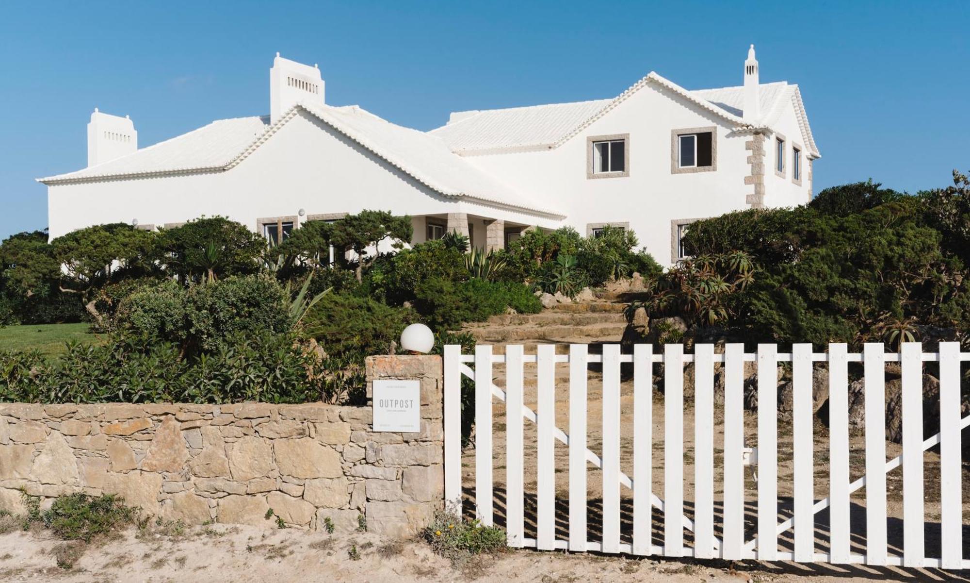 Outpost - Casa Arribas
