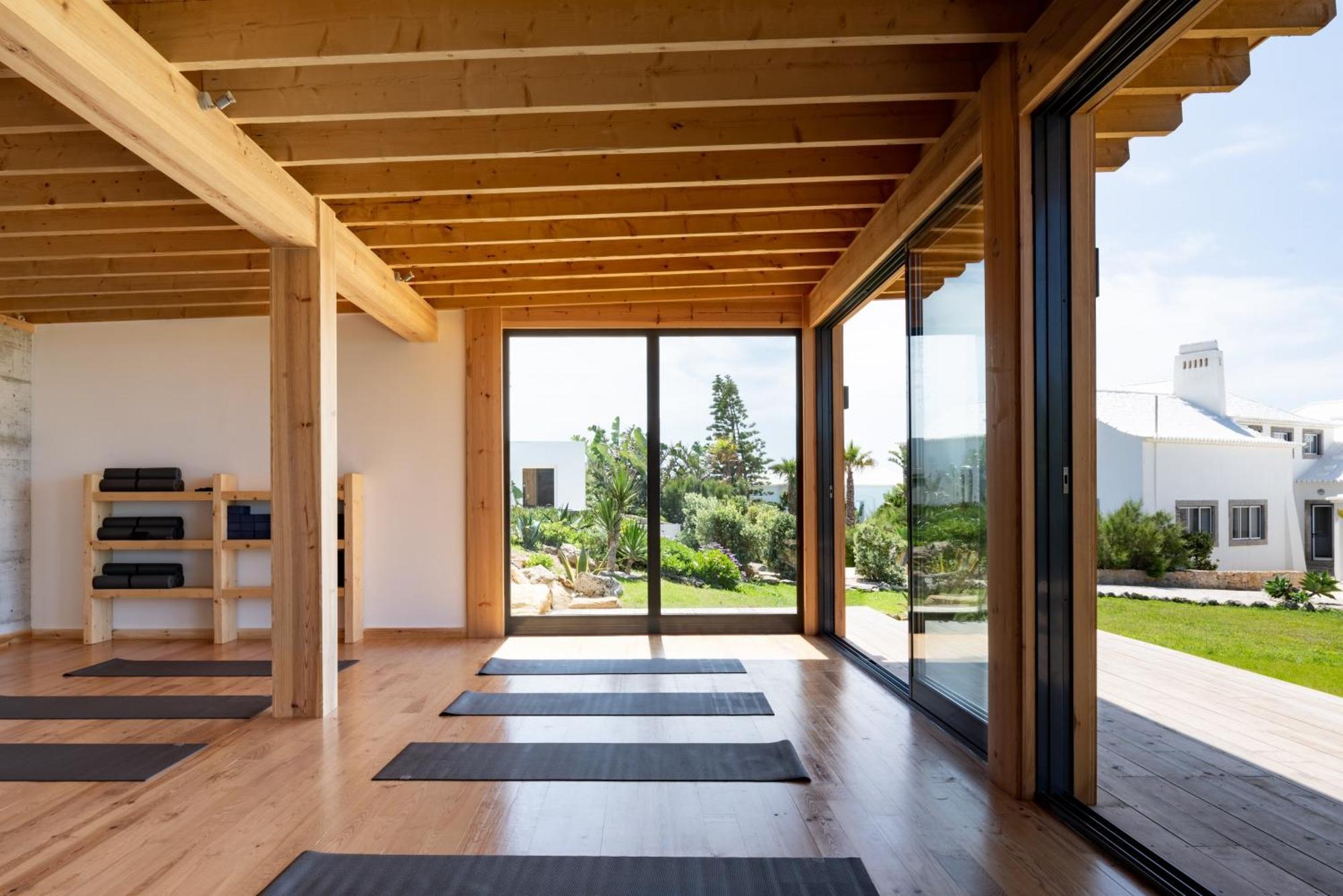 Outpost - Casa Arribas Lodge Sintra