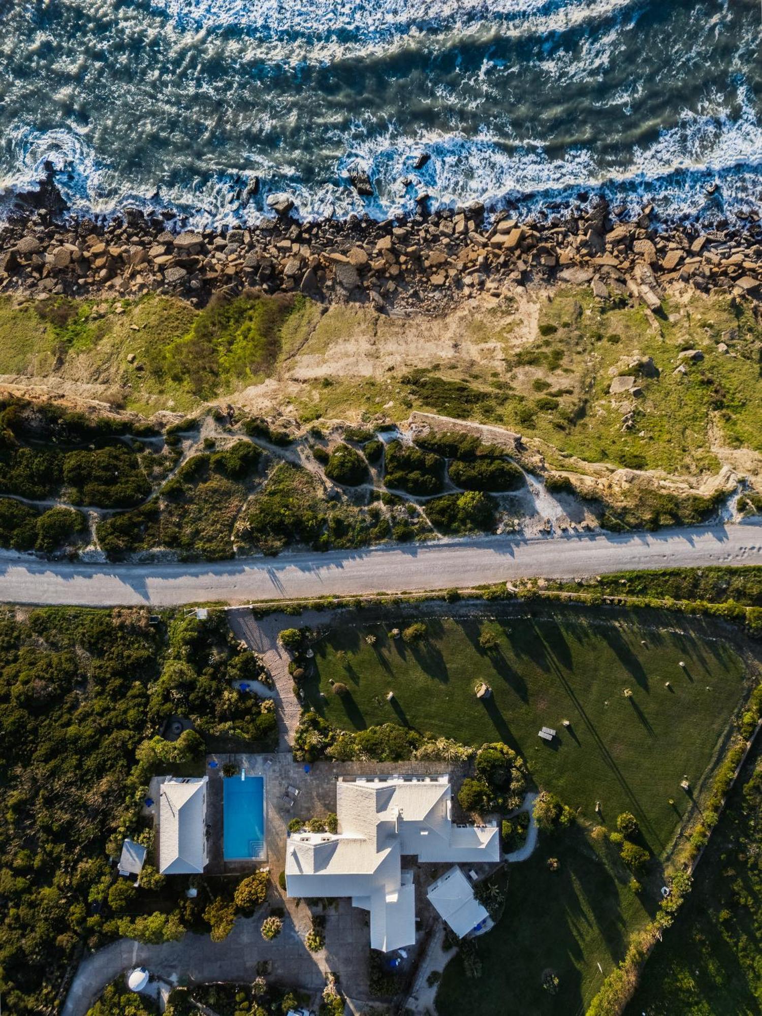 Outpost - Casa Arribas Sintra