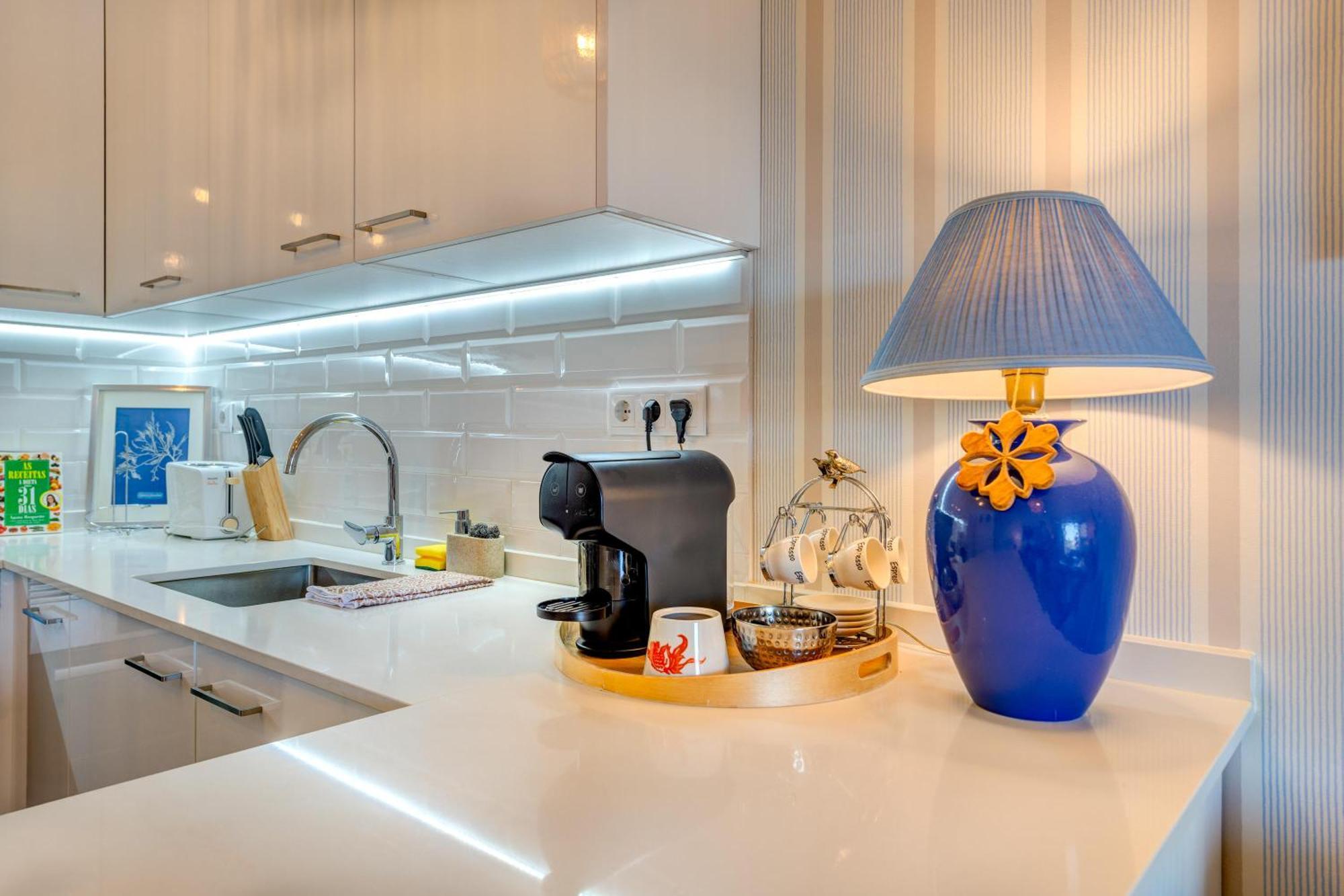 Apartamento Gomes -free Airco, Wiffi & Swimming Pool- By Bedzy
