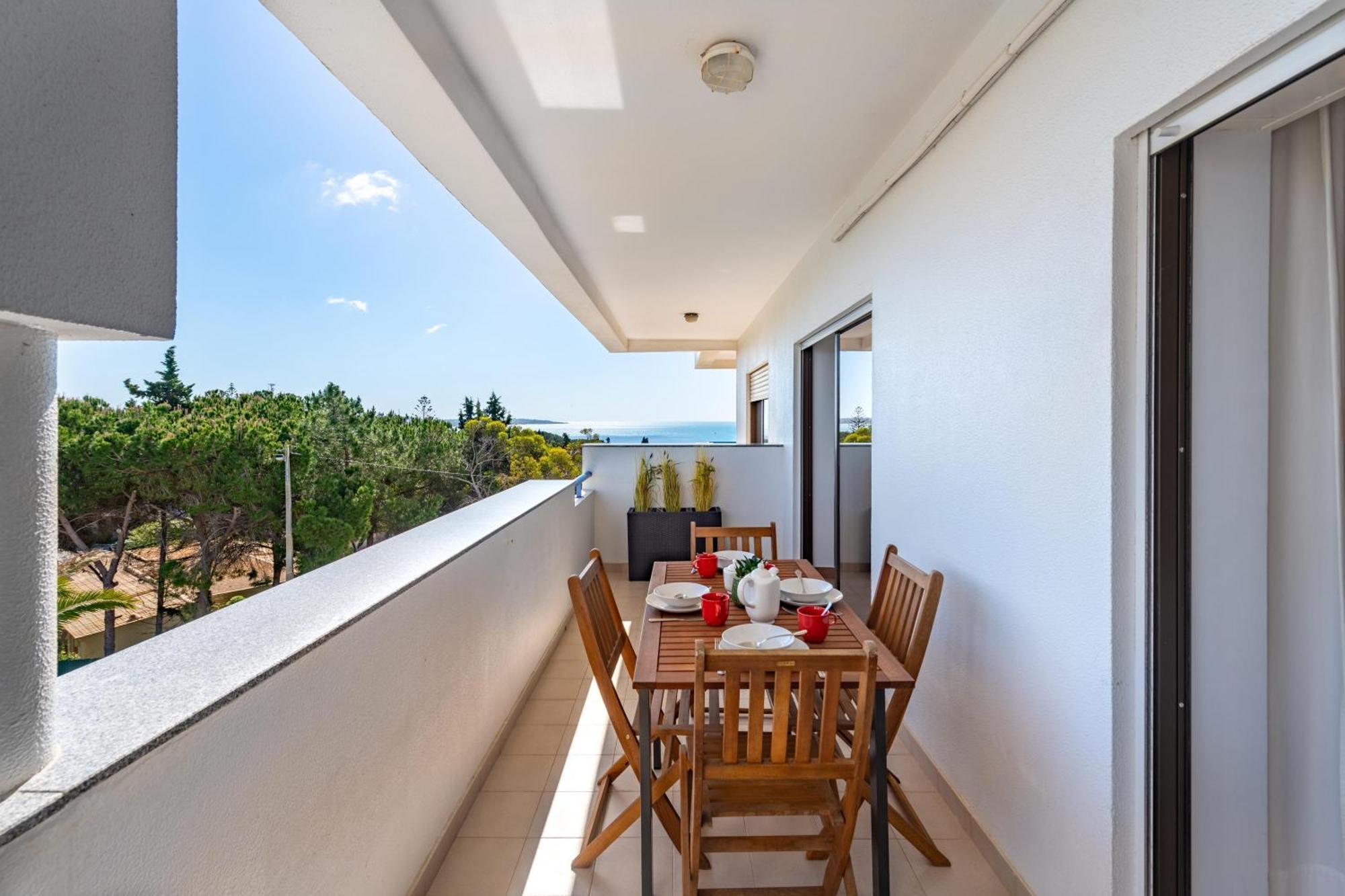 Gomes -free Airco, Wiffi & Swimming Pool- By Bedzy * Porches (Algarve)