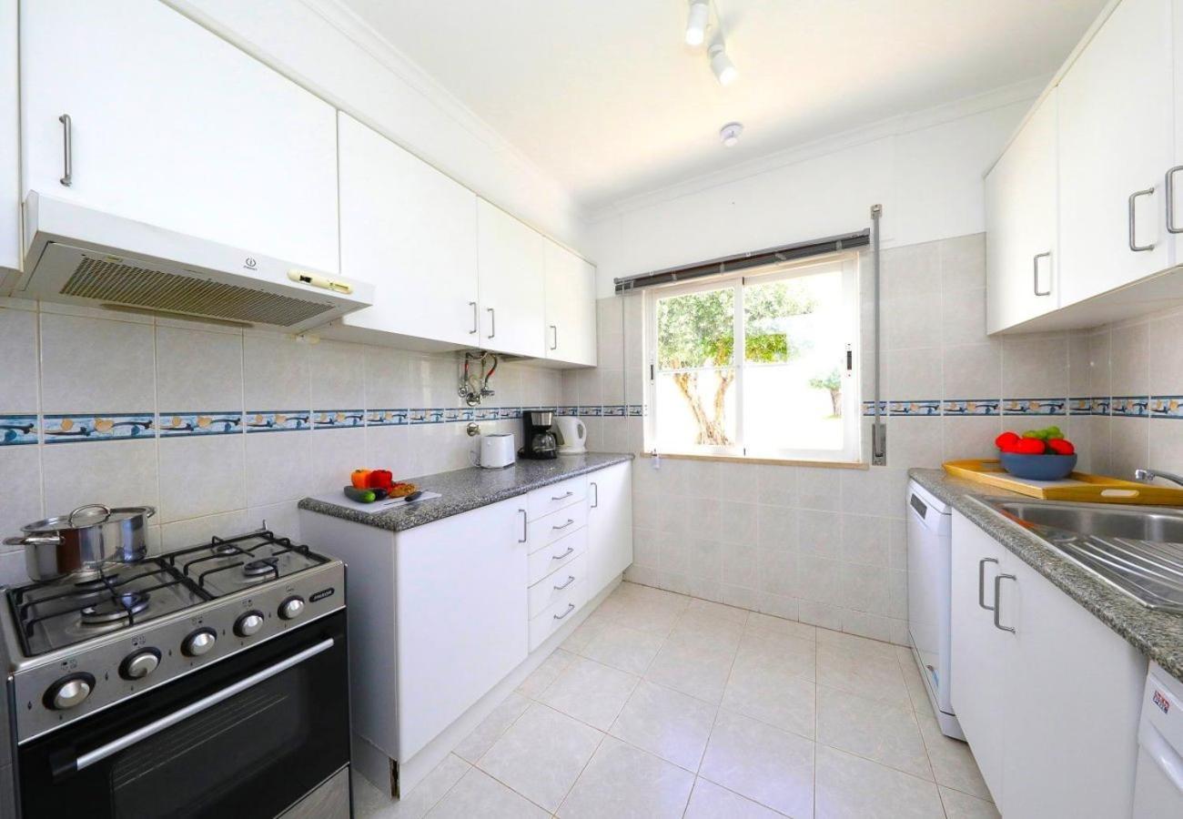 Casa Tedi: Luxurious With Pool And Gardens In