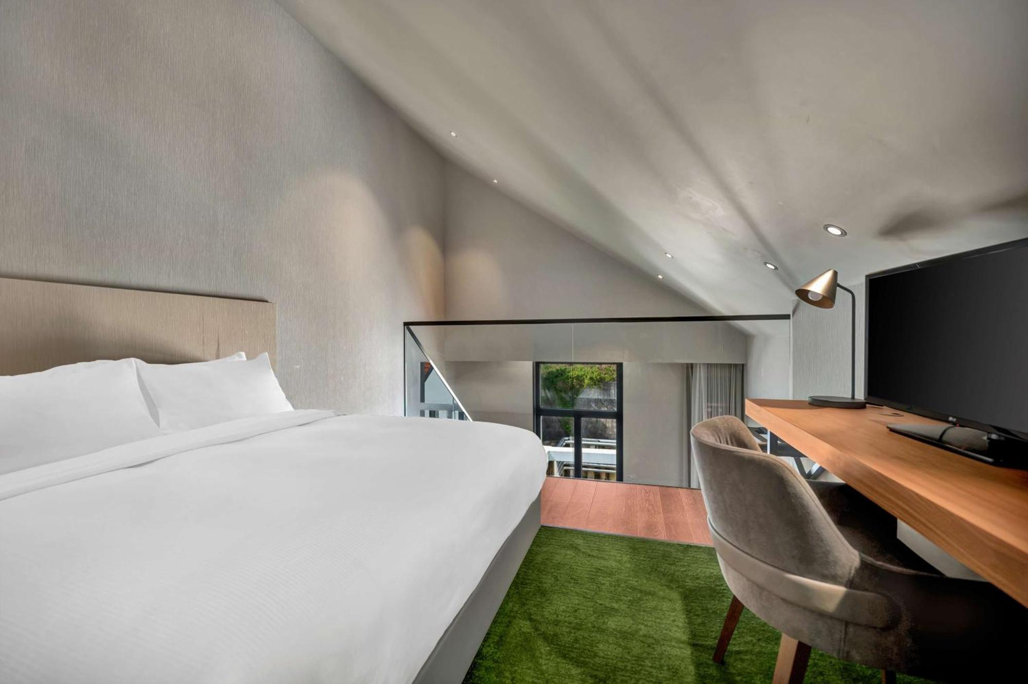 Hilton Porto Gaia 5*