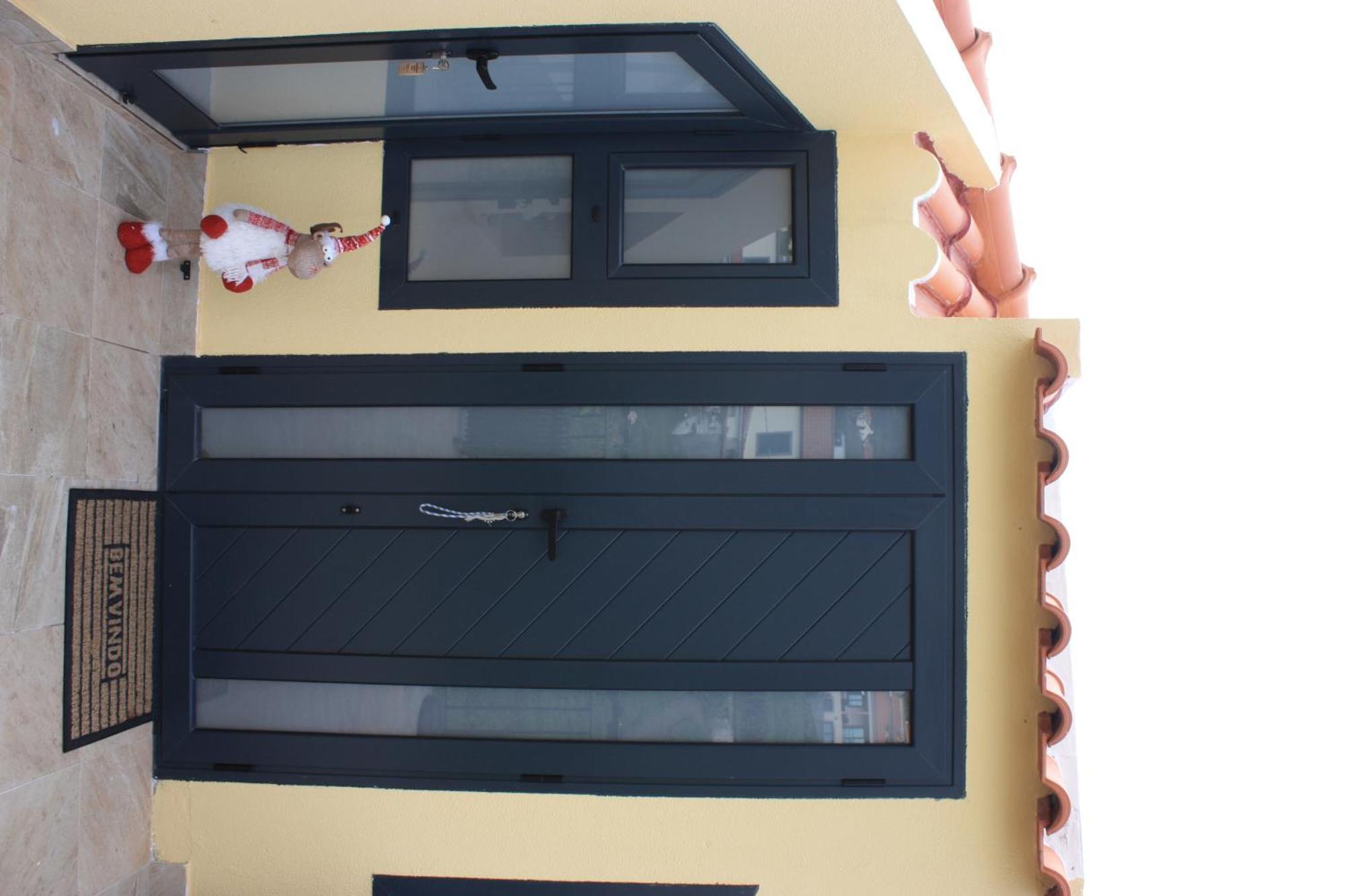 Casinha Gomes Holiday home *