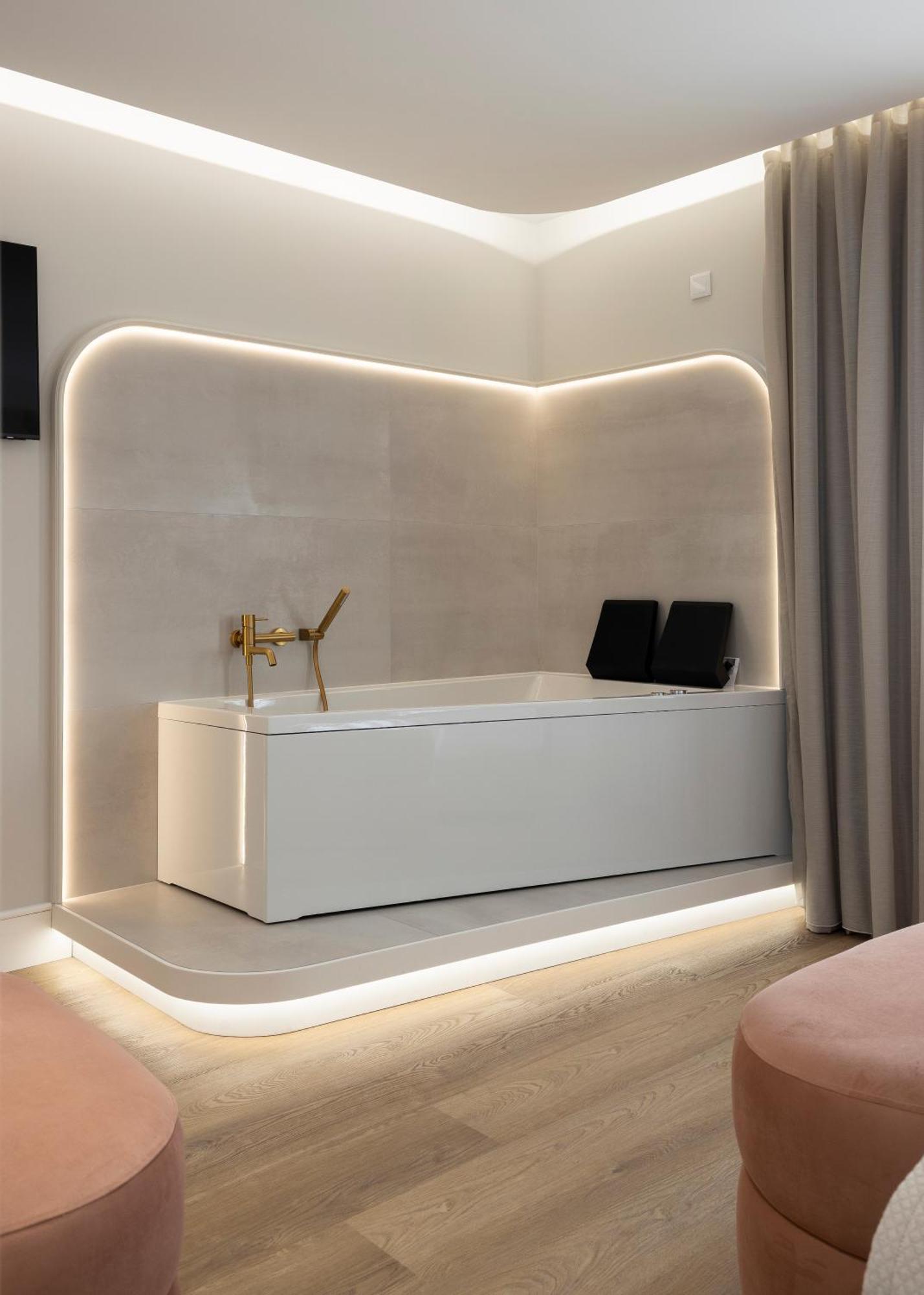 Da Golden Hotel Valenca