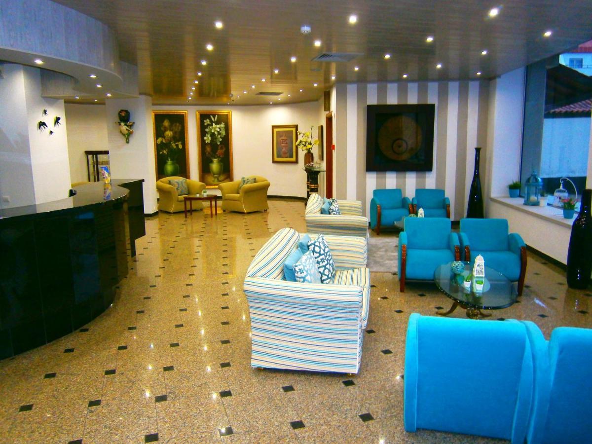 Cristal Caldas 3*