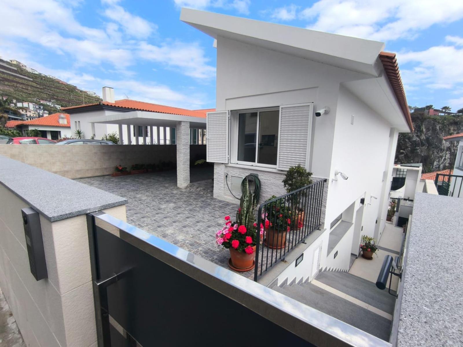 Supranee Ocean View Holiday home *