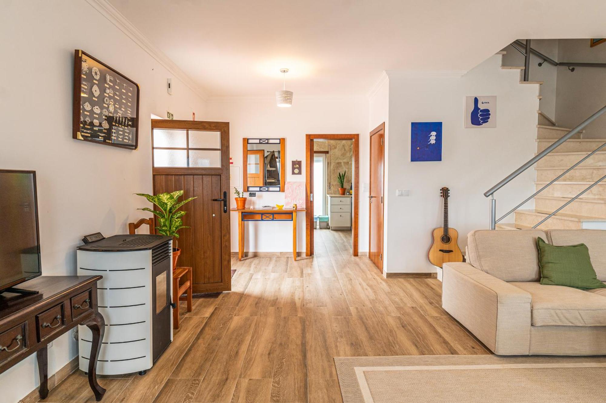 Donothing House - - Baleal Guest house