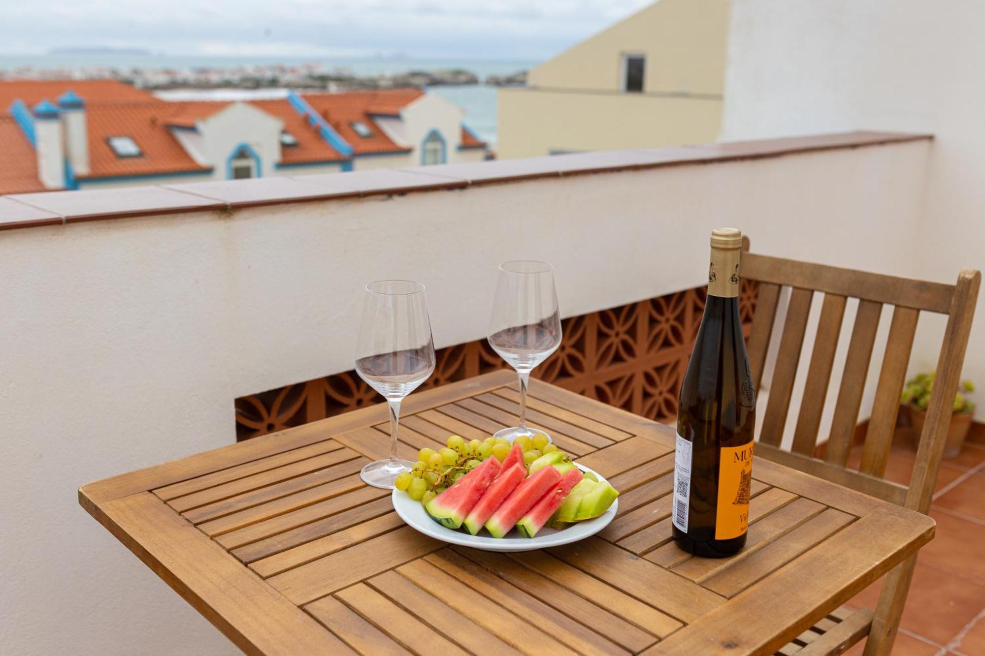 Donothing House - - Baleal Ferrel (Leiria)