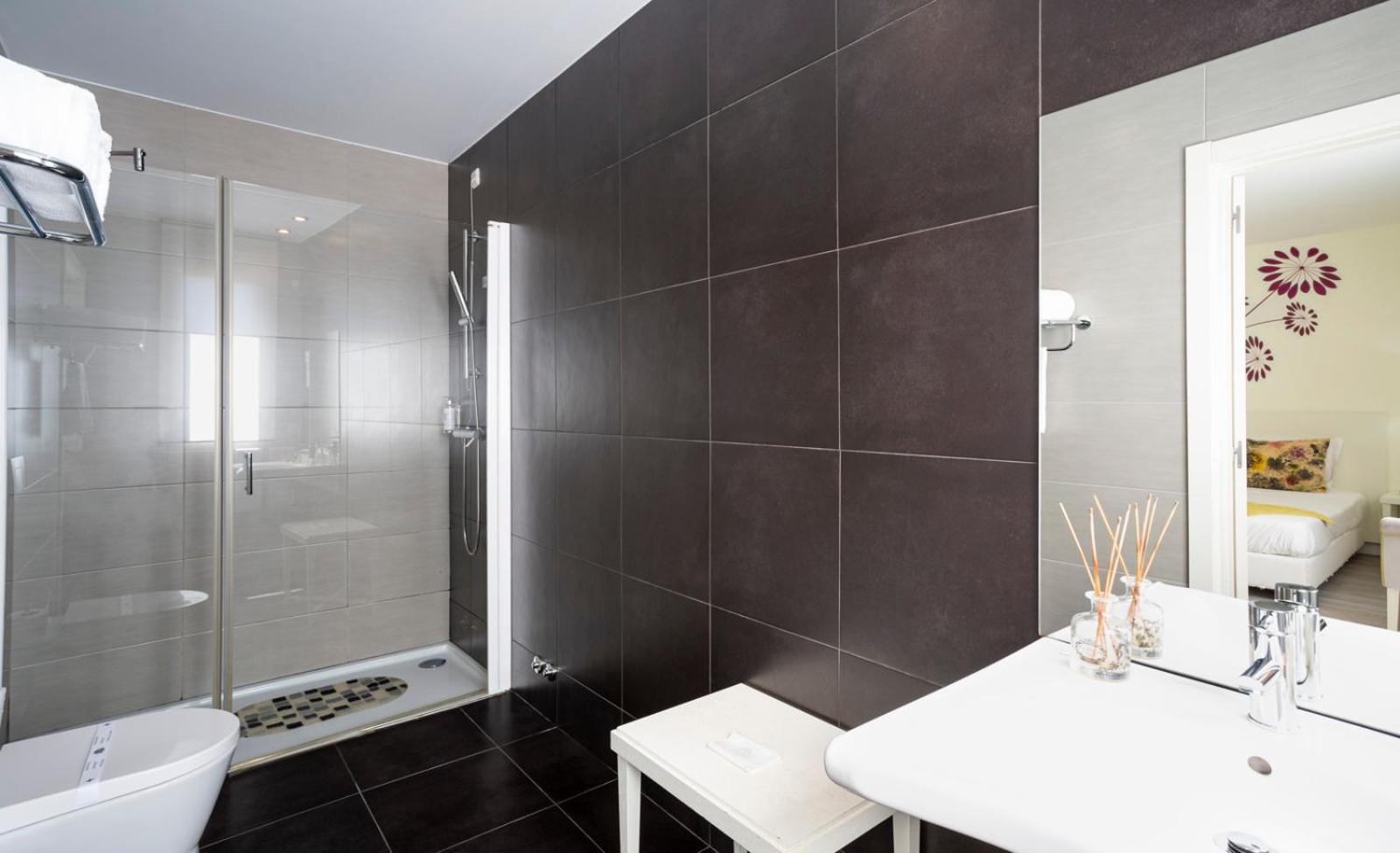 Primavera Perfume Hotel 3*