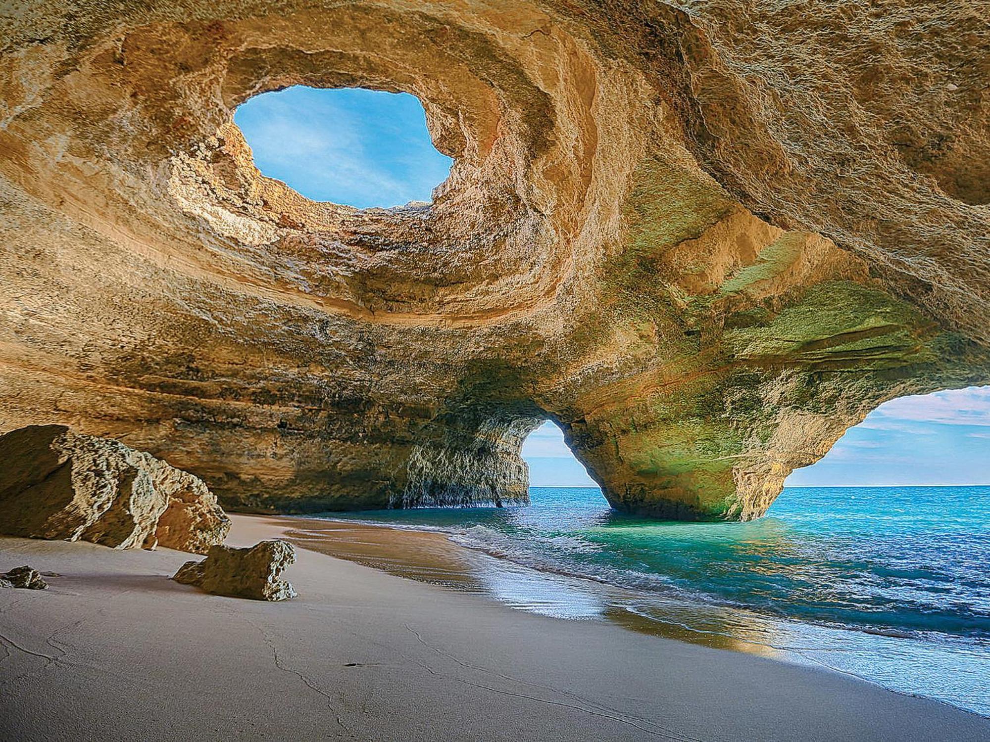 Azure Heaven By Becherish * Albufeira