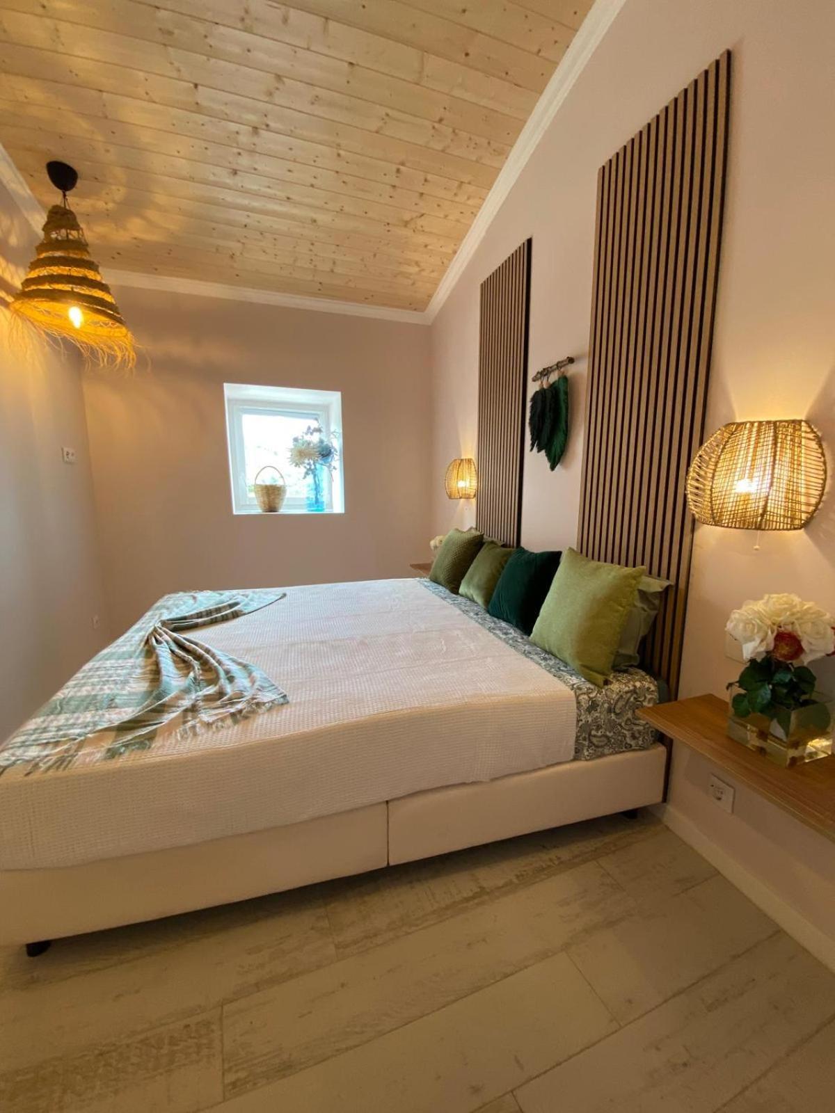 Portugal's Infinity Seabreeze House * Tavira