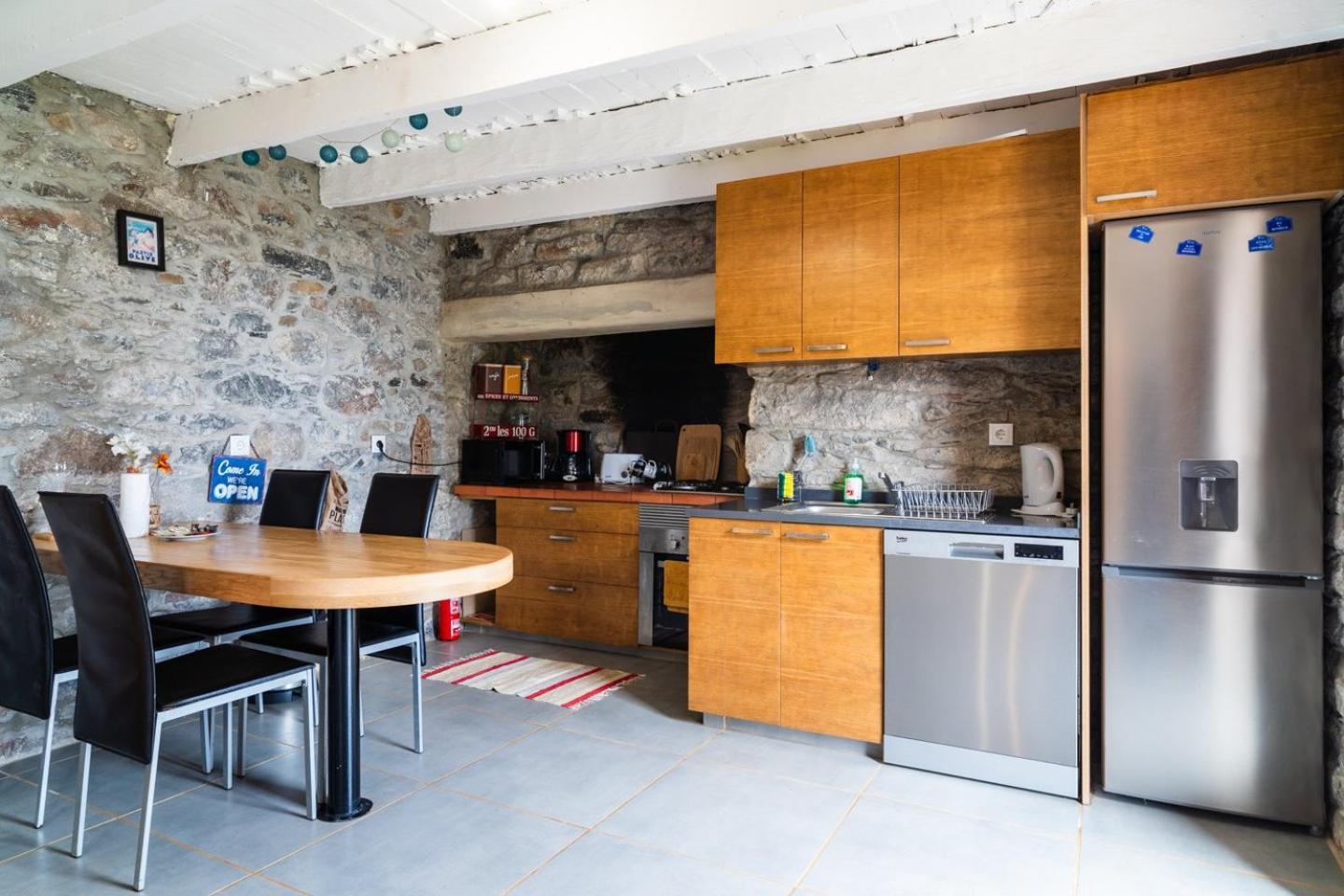 Guestready - Rustic Charm In Peaceful Madeira Guest house
