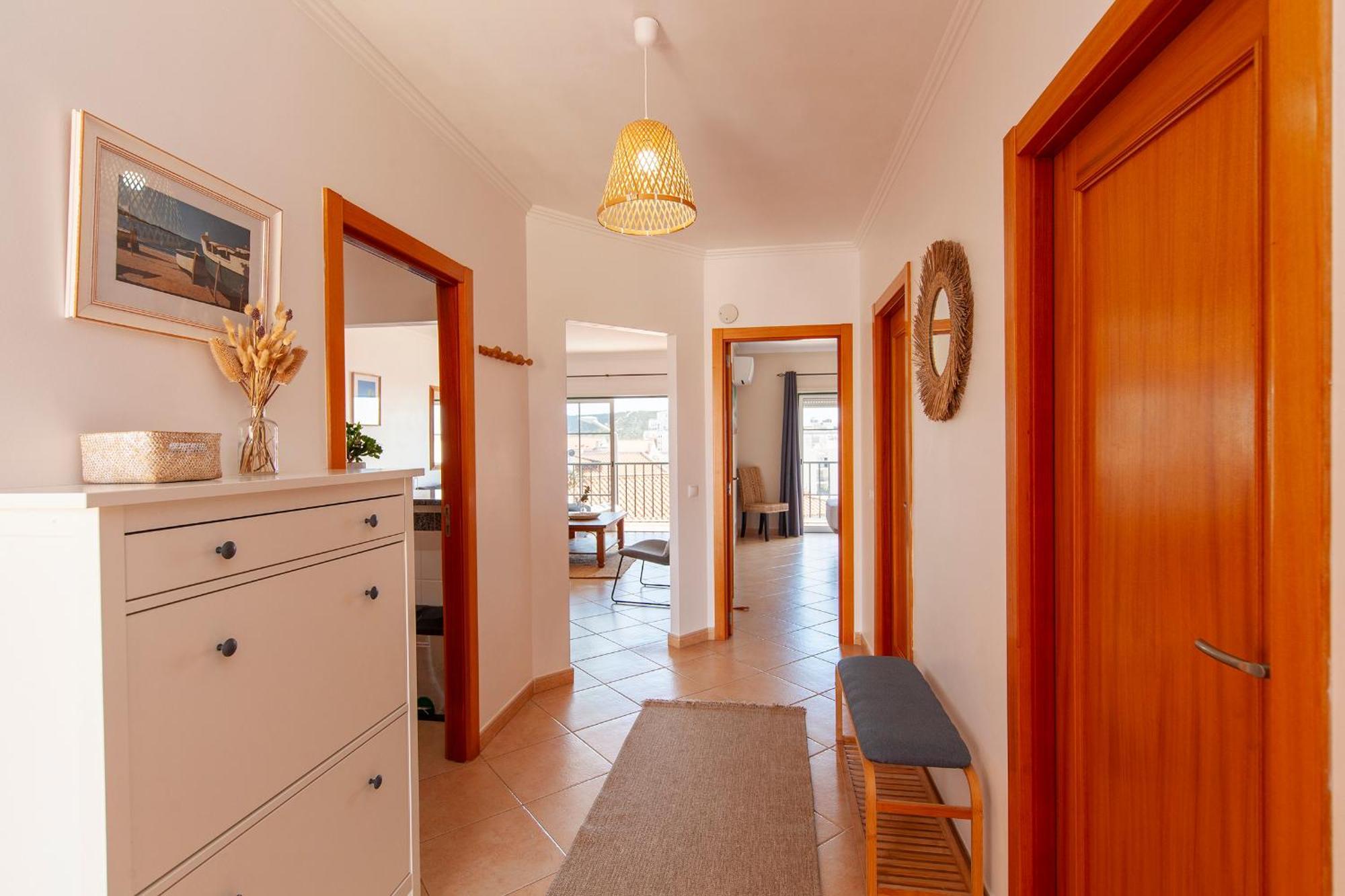 B73 - Luz Sun Apartment