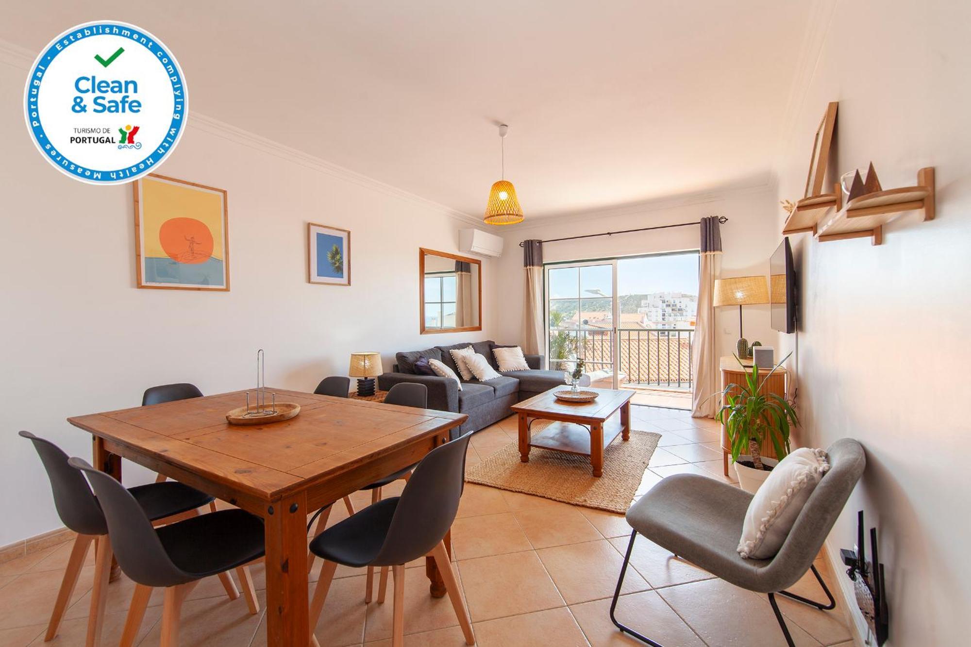 Apartment B73 - Luz Sun