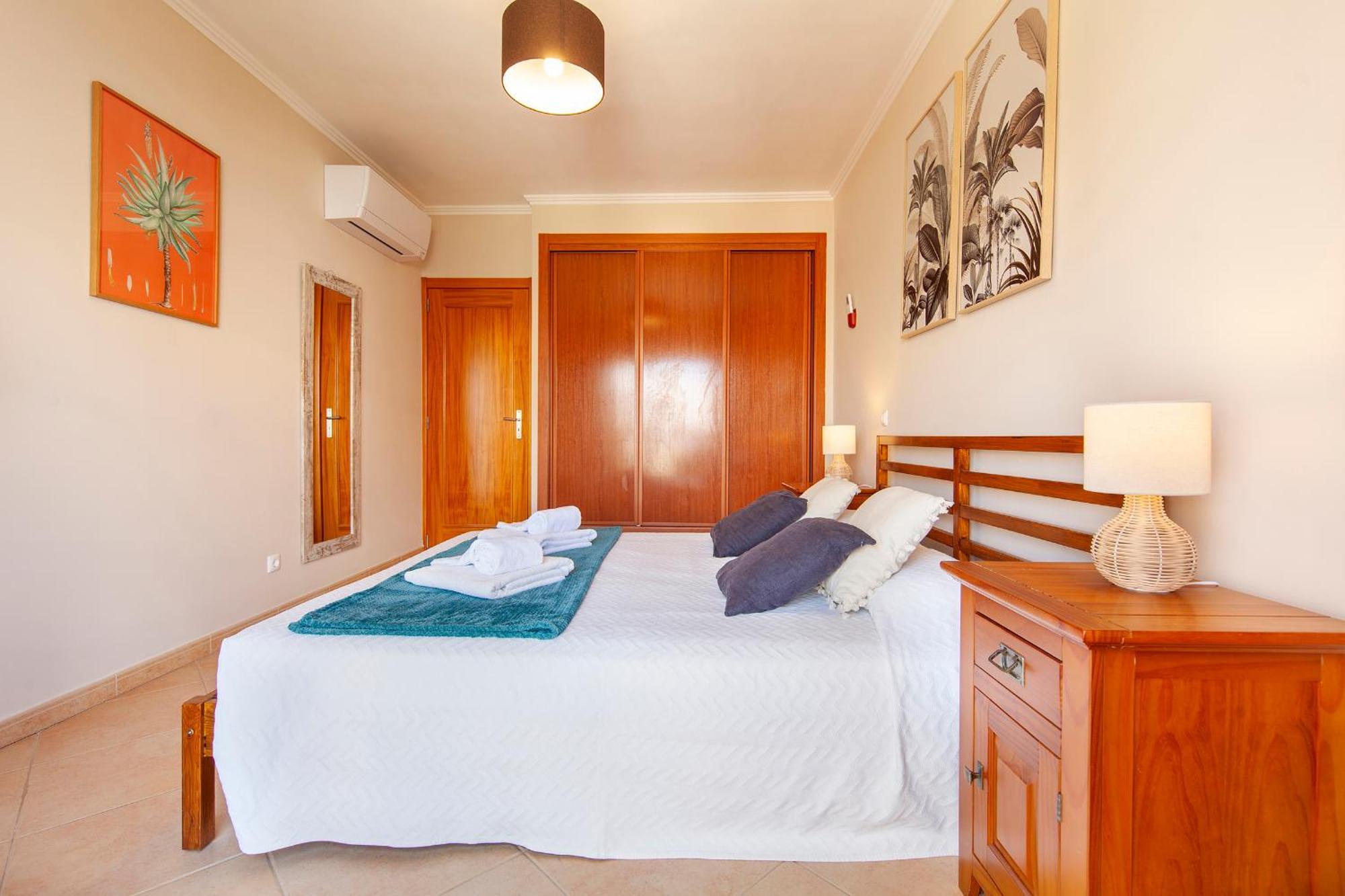 Apartment B73 - Luz Sun *