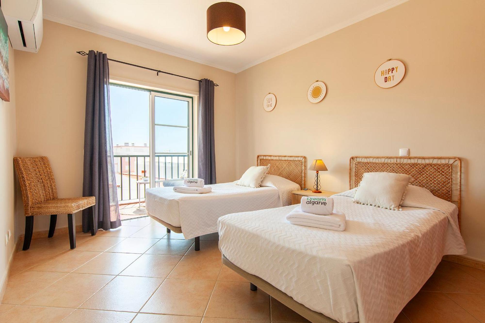 B73 - Luz Sun Apartment Lagos