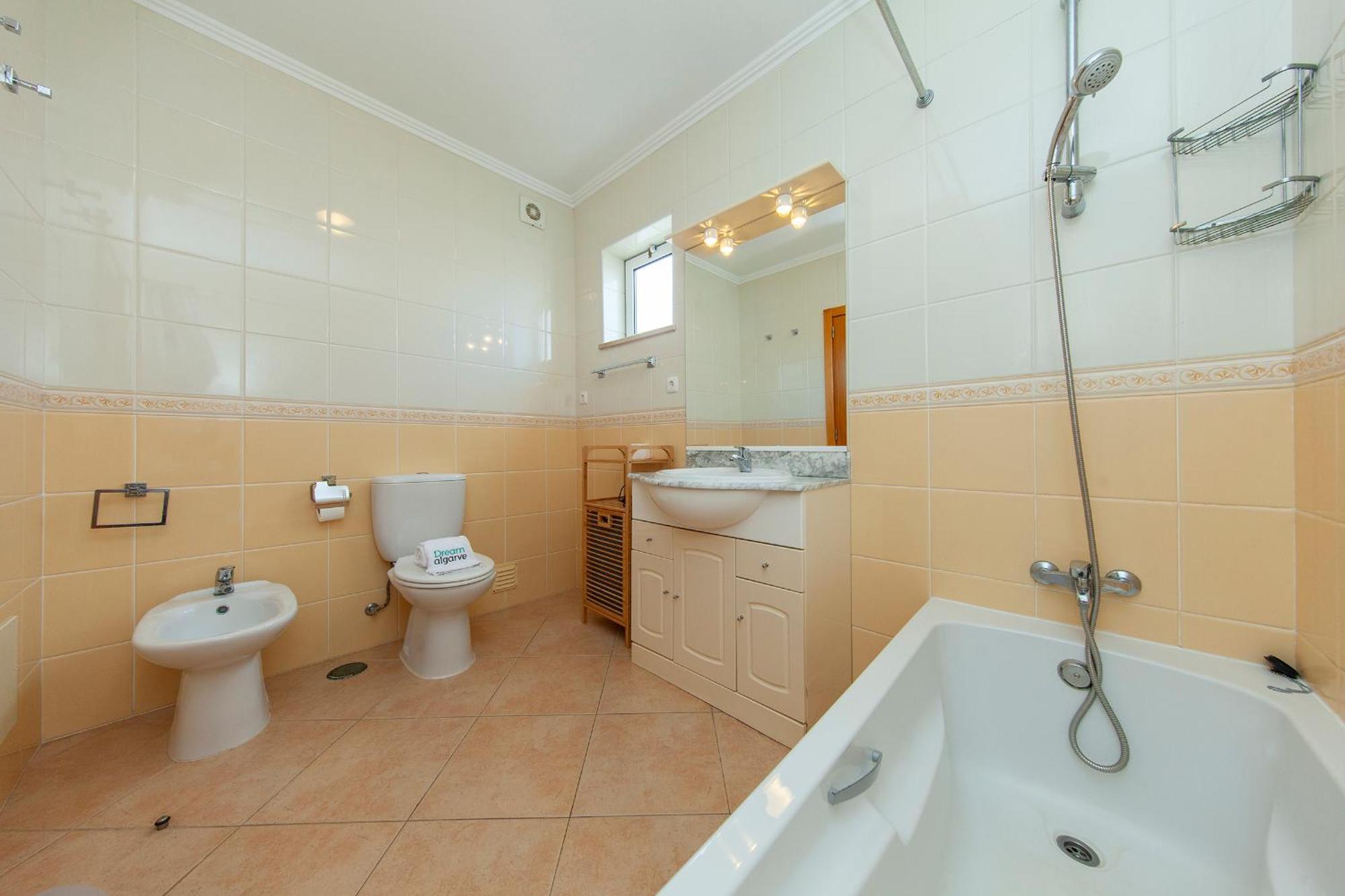 Apartment B73 - Luz Sun Lagos