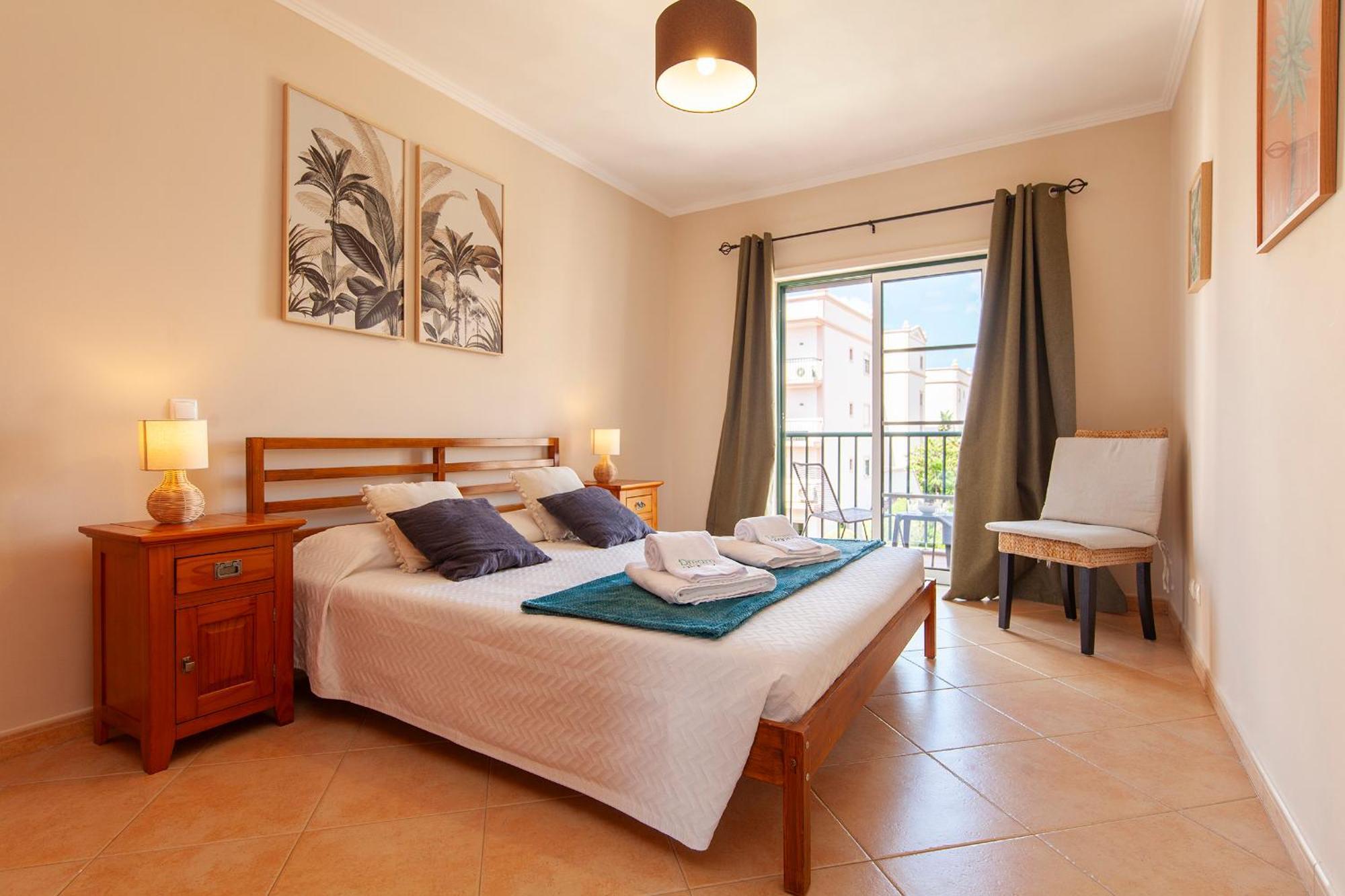 B73 - Luz Sun Apartment *