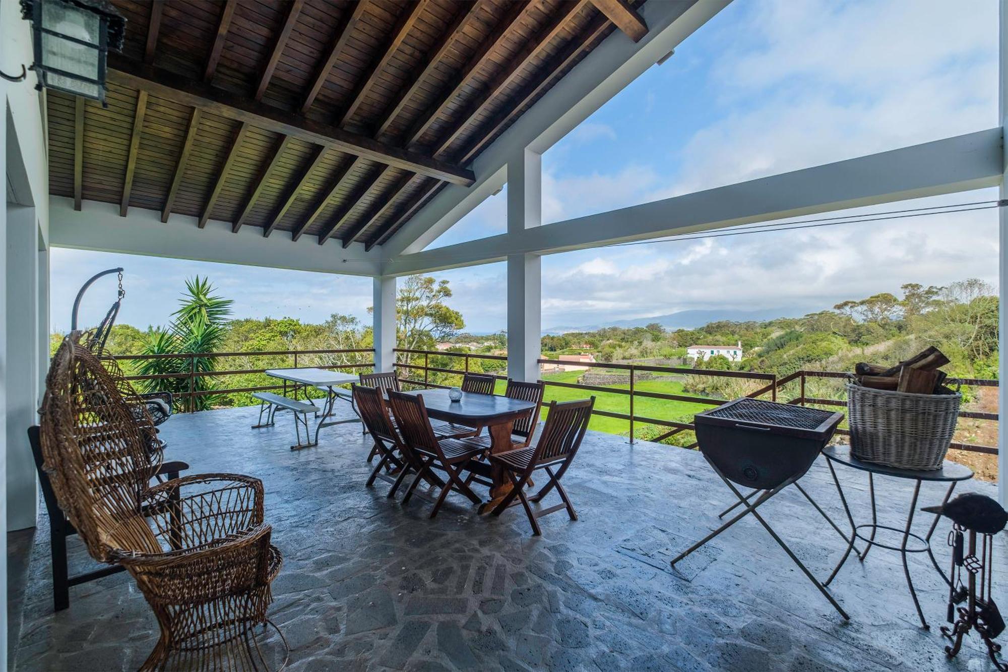 Holiday home Casa Hortencias By Azoresrent Farroupo