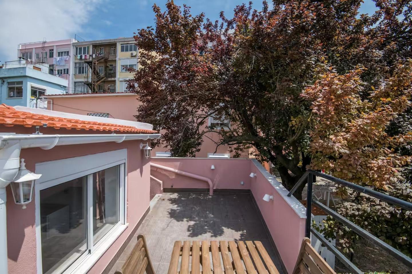 Ensoleille Avec Terrasse Proche D'amoreiras Apartment Lisbon
