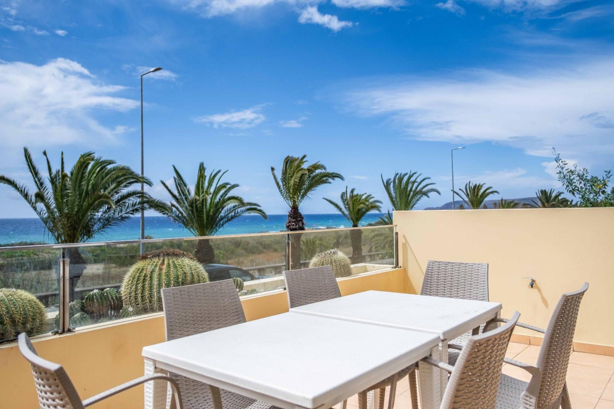 Casa Pedras Pretas - By Wehost