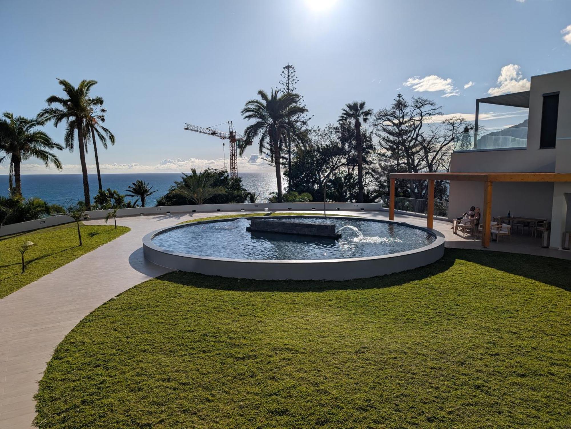 Breathtaking Oceanfront Living, Sunset Facing 3-bedroom Flat In Acqua Residences