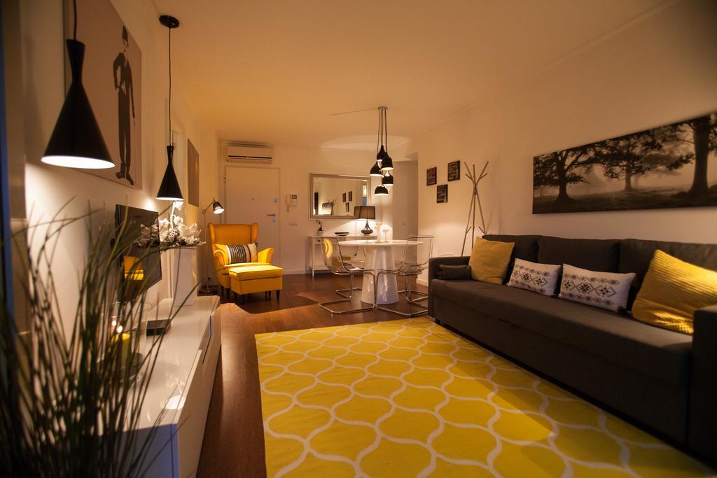 Charming With Terrace And Pool In * Lisboa