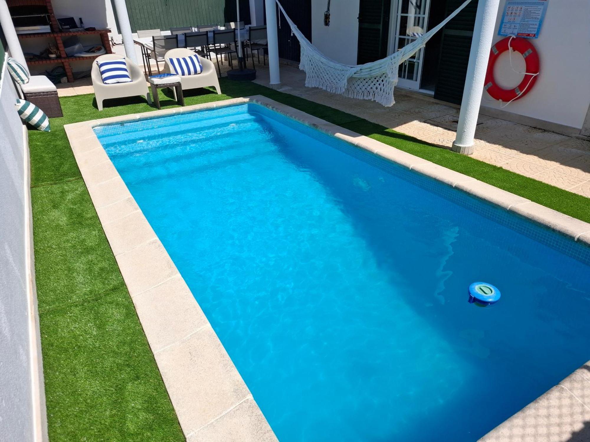 Meco And Pool Villa