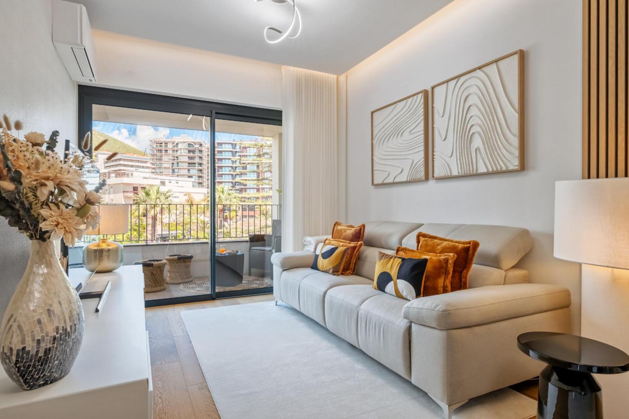 Ocean's Glow By Madeira Sun Travel Apartment *