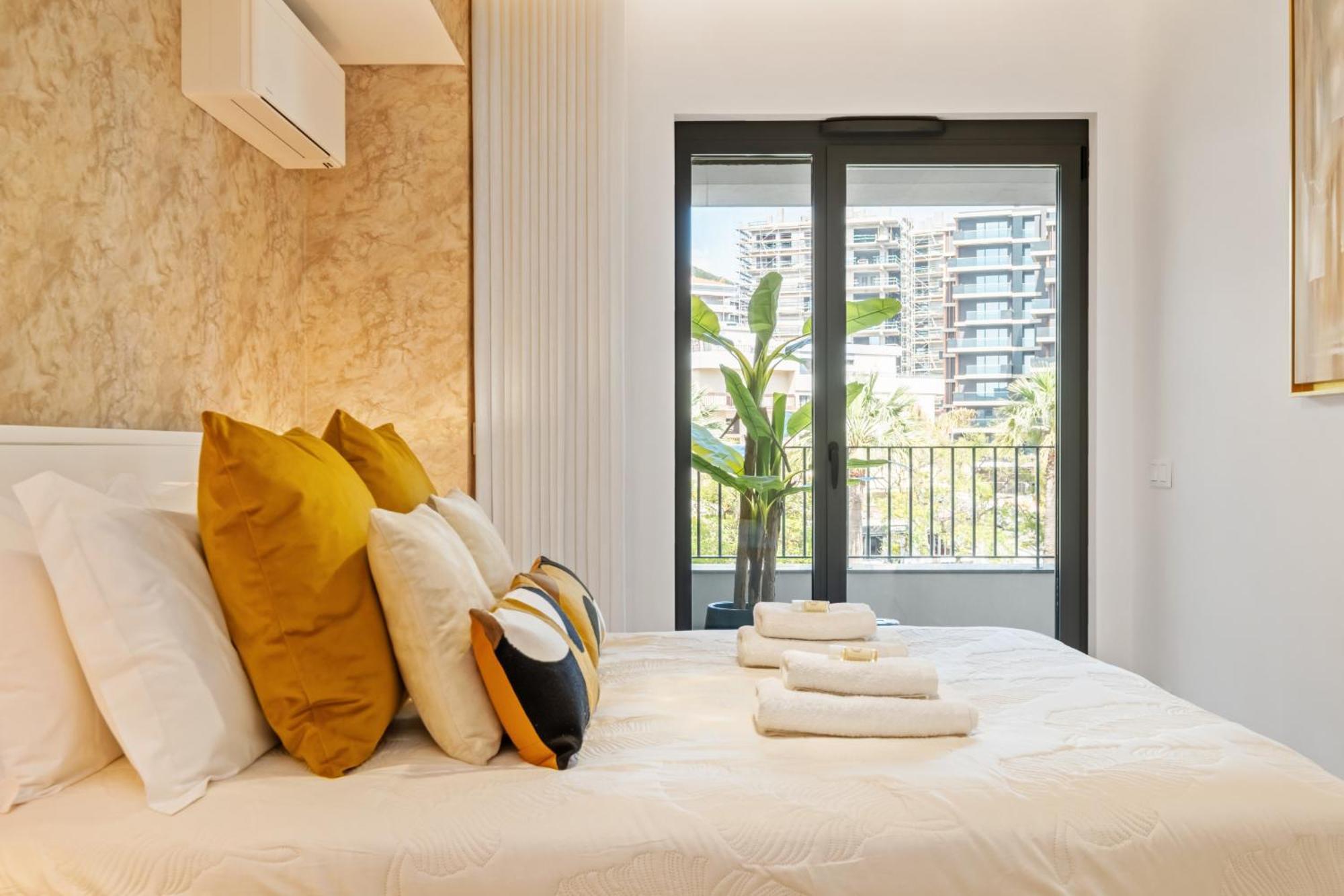 Ocean's Glow By Madeira Sun Travel Funchal (Madeira)