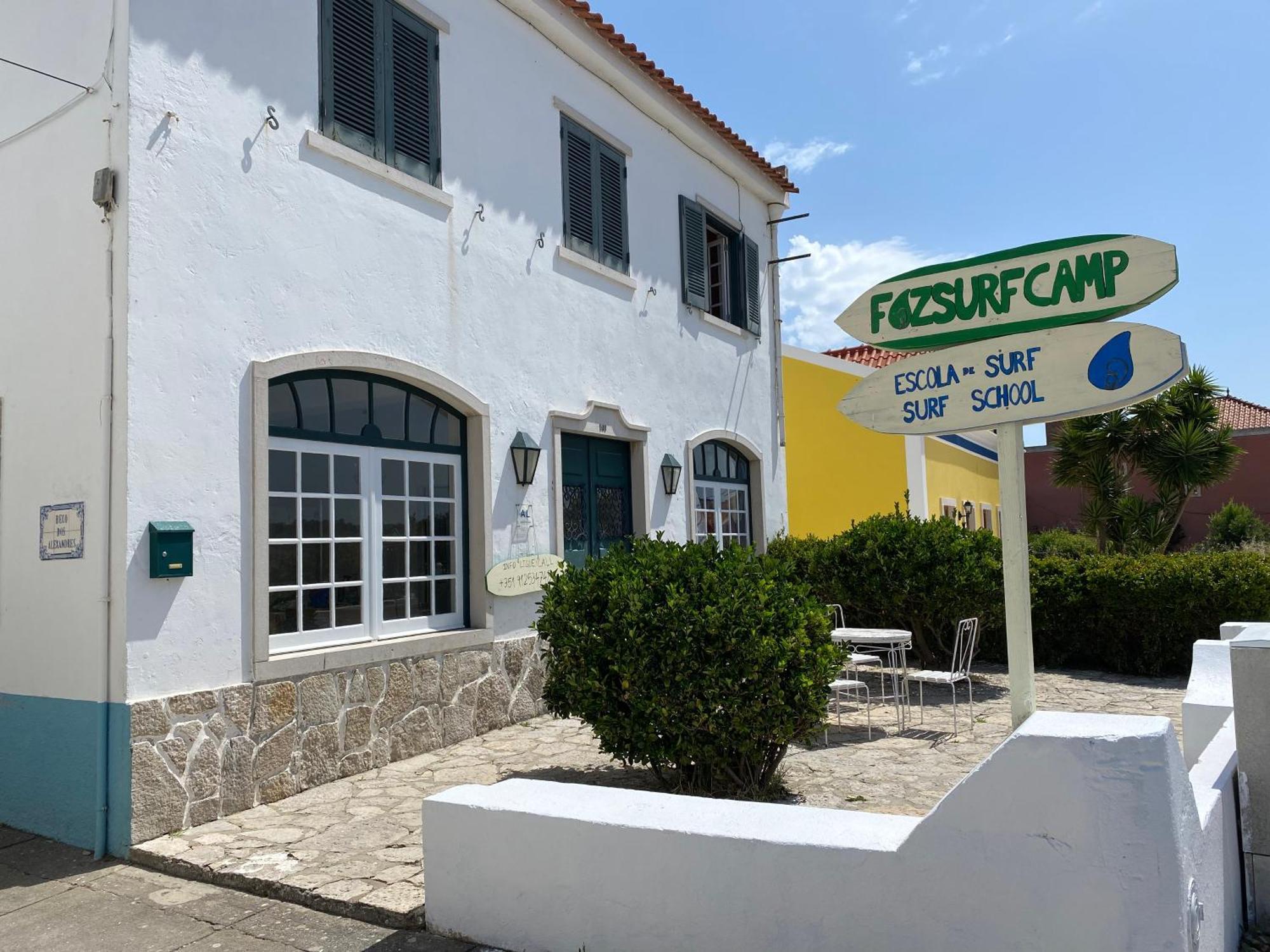 Foz Surfcamp *