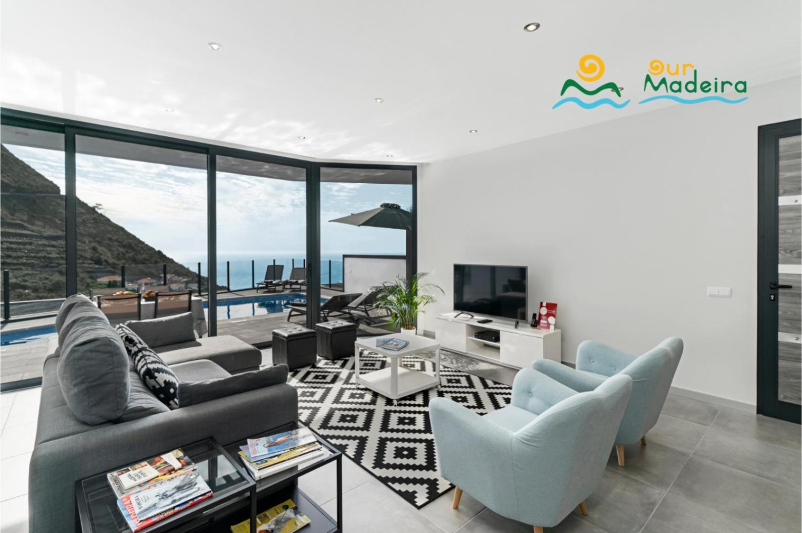 Ourmadeira - Charm, Modern Villa Calheta (Madeira)