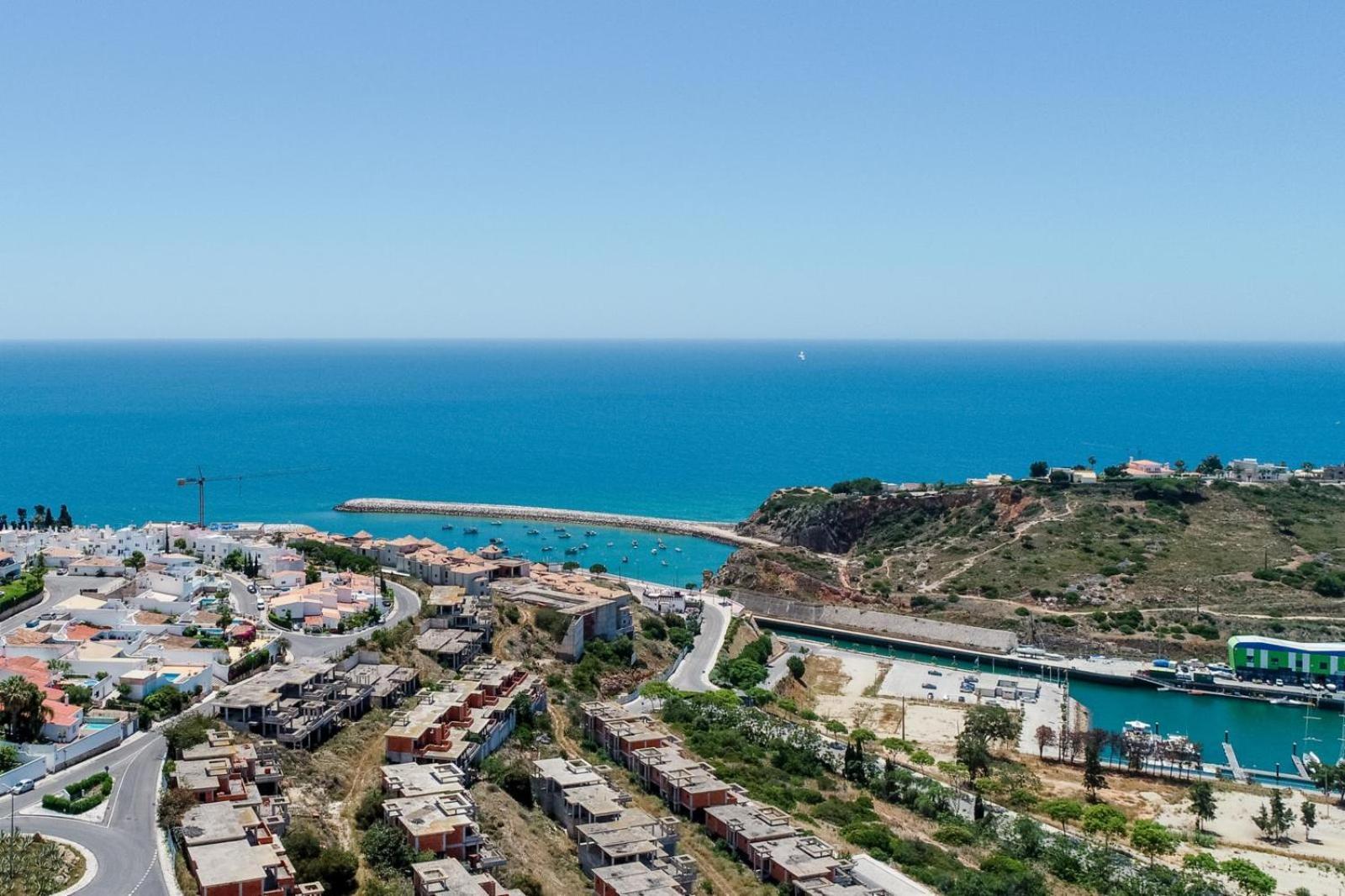 Homes Ocean View With Lovely Terrace, 2 Swimming Pools & Tennis Court