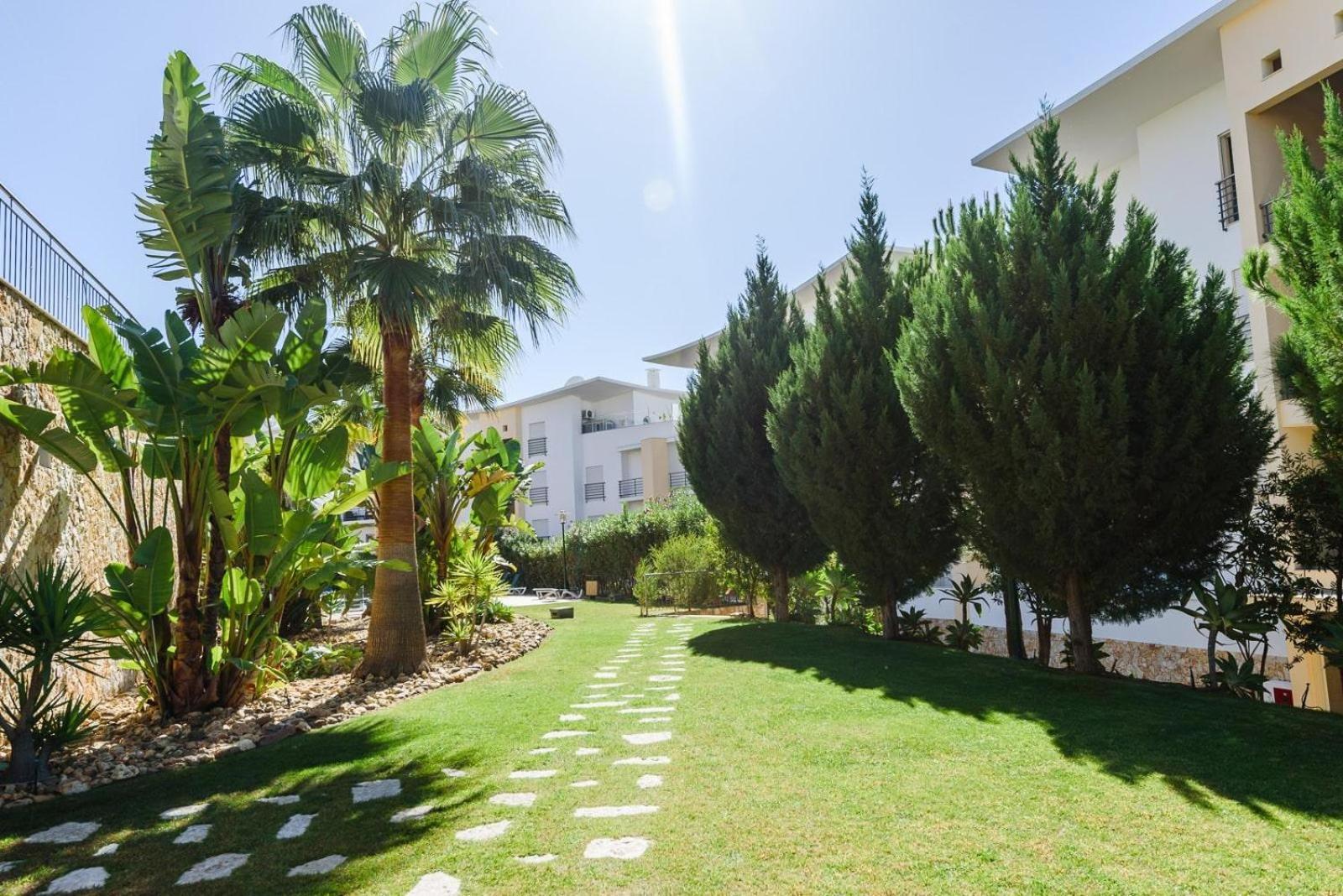 Apartamento Homes Ocean View With Lovely Terrace, 2 Swimming Pools & Tennis Court
