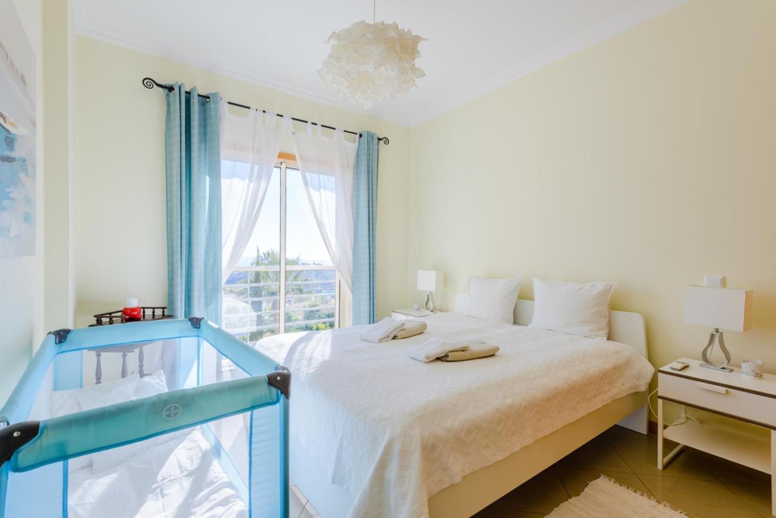 Apartamento Homes Ocean View With Lovely Terrace, 2 Swimming Pools & Tennis Court