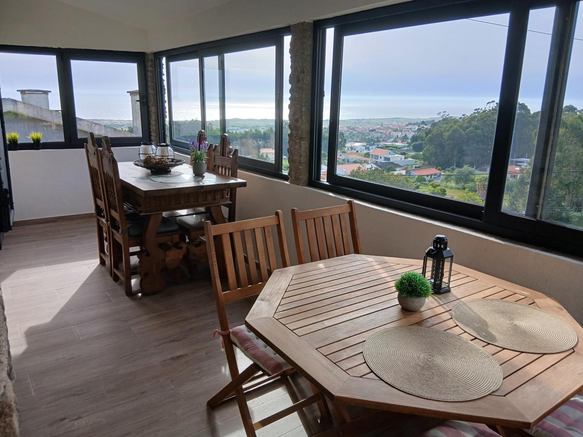 Casa Colmeia Holiday home
