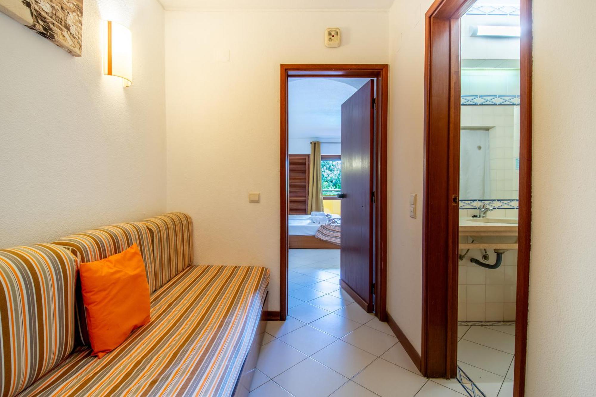 Aparthotel Bellavista Avenida By Beguest 3*