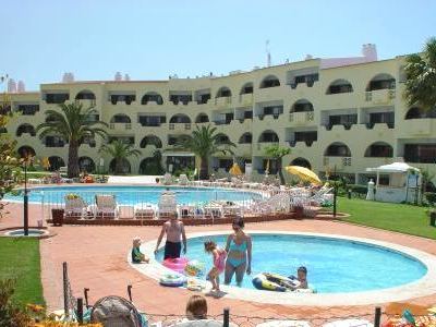 Cheerfulway Valmangude Jardim Aparthotel 3*