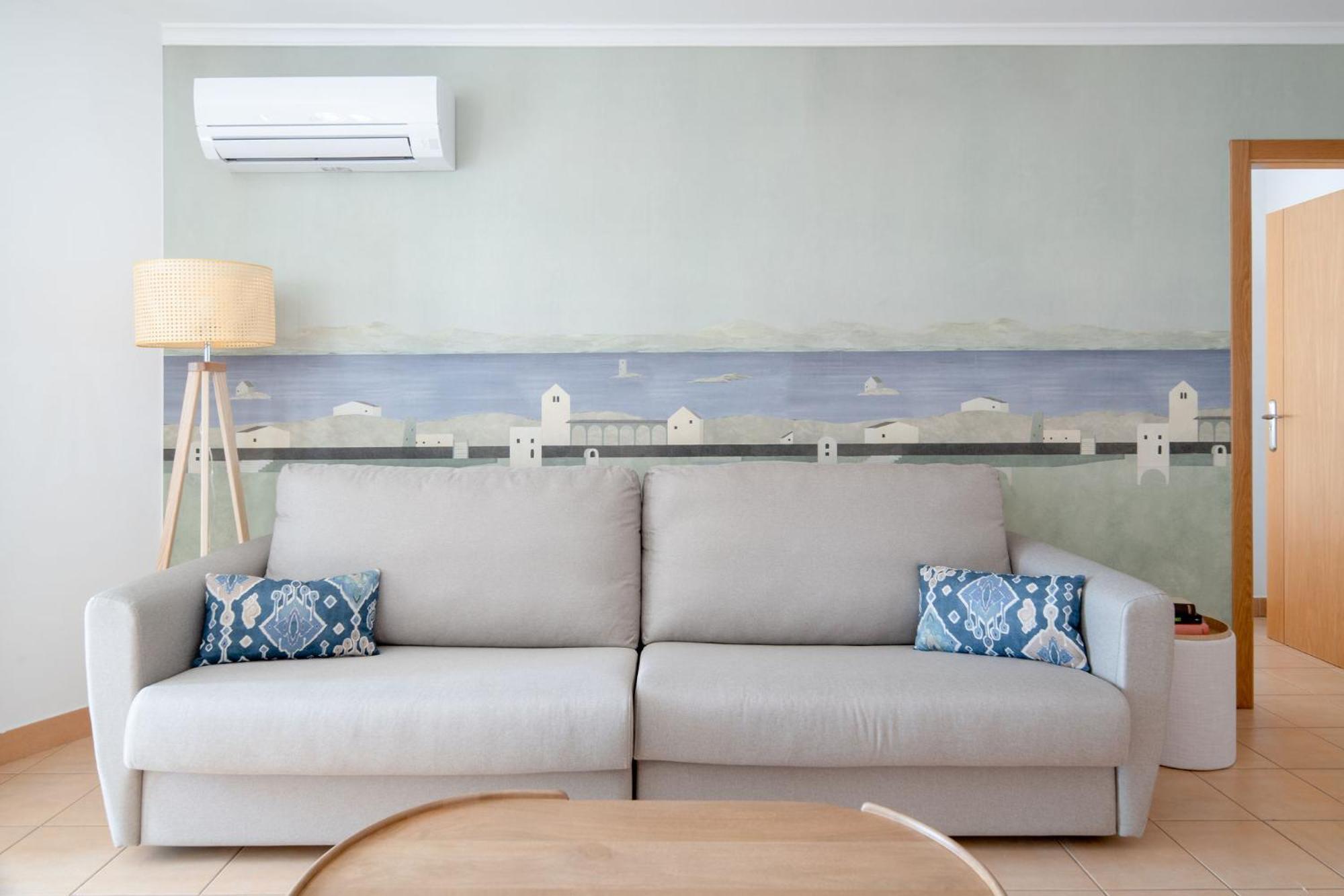 Apartamento Frente Al Mar: Luz Y Aire Puro. *