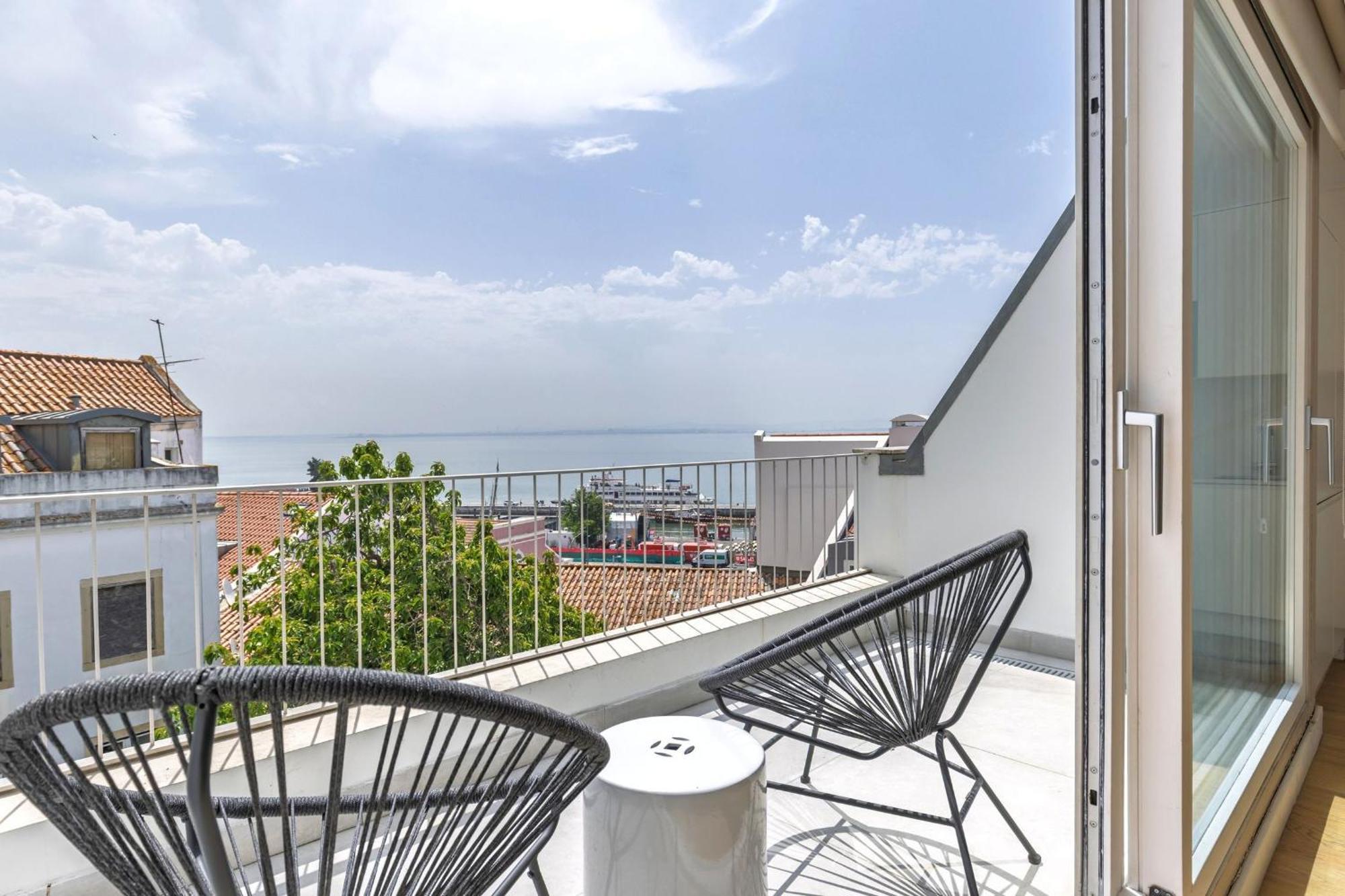 Apartamento Lovelystay - Penthouse On The Tagus In Alfama