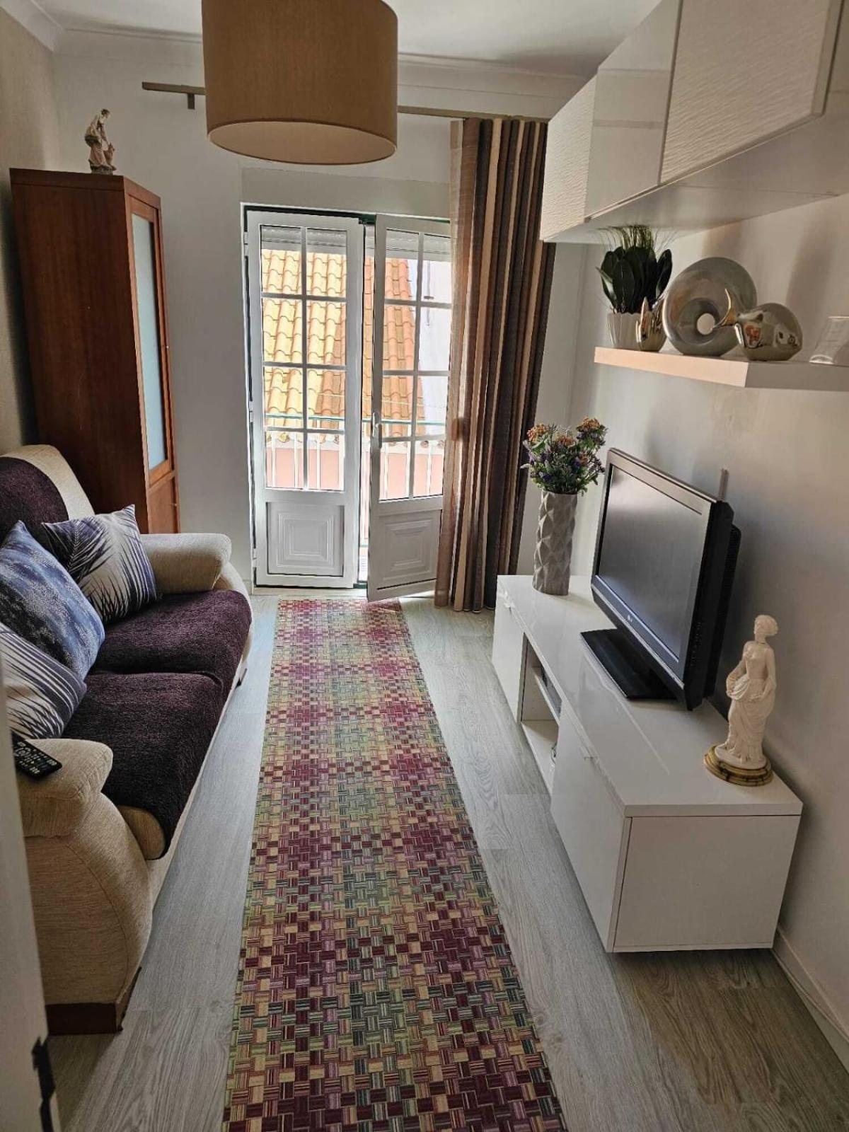 Apartment Two Bedroom Apartment, Two Minutes From The *