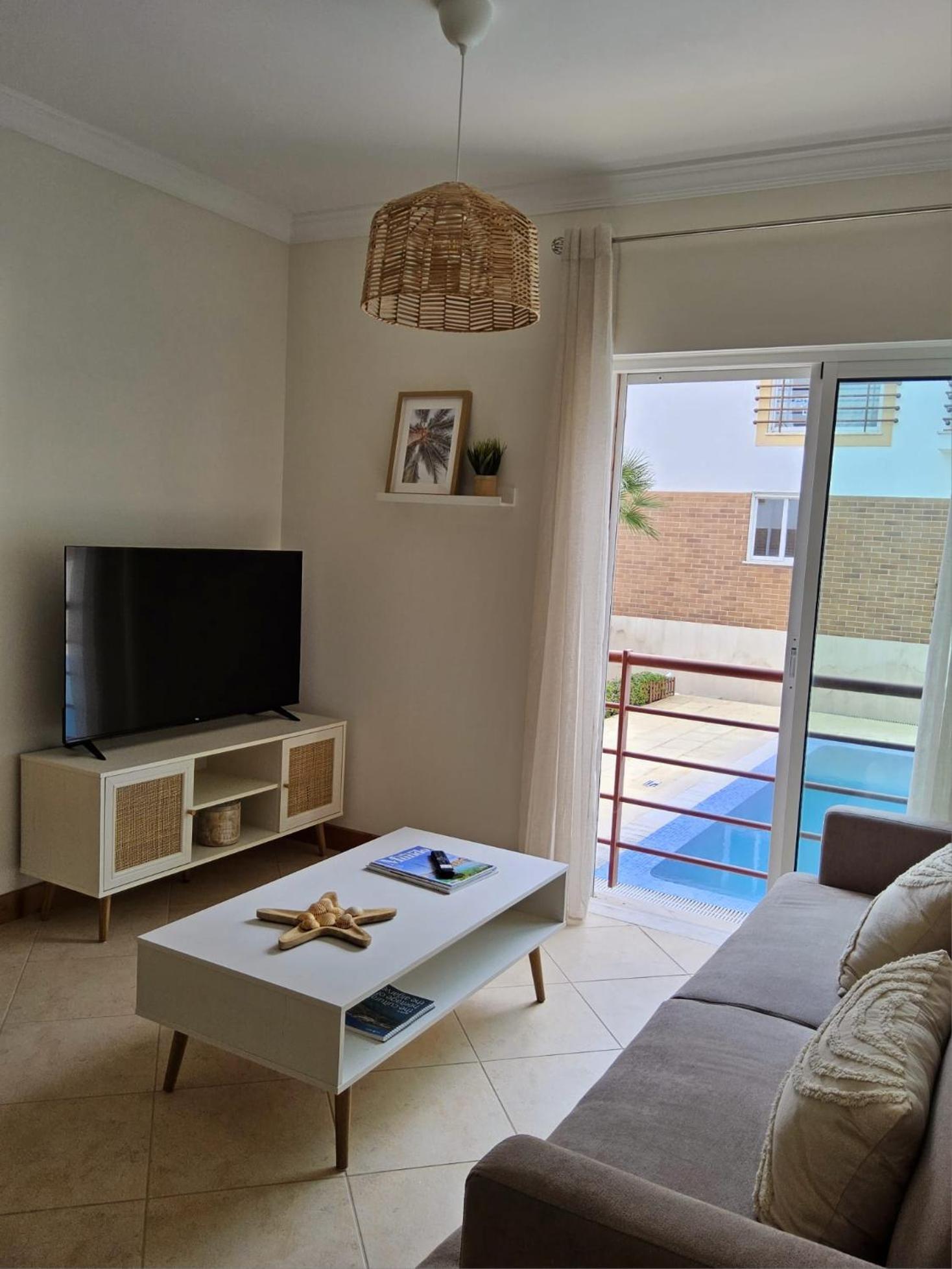Quinta Gomeira By Amandio Batista Apartment