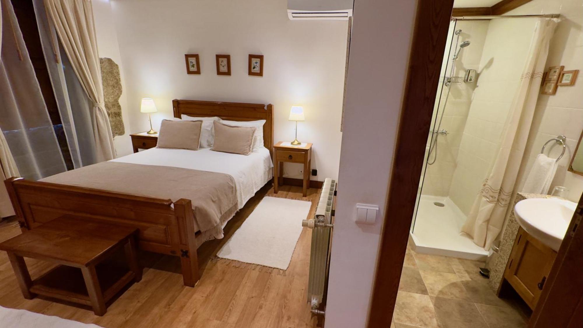 Quinta De Casalmato Farm stay *