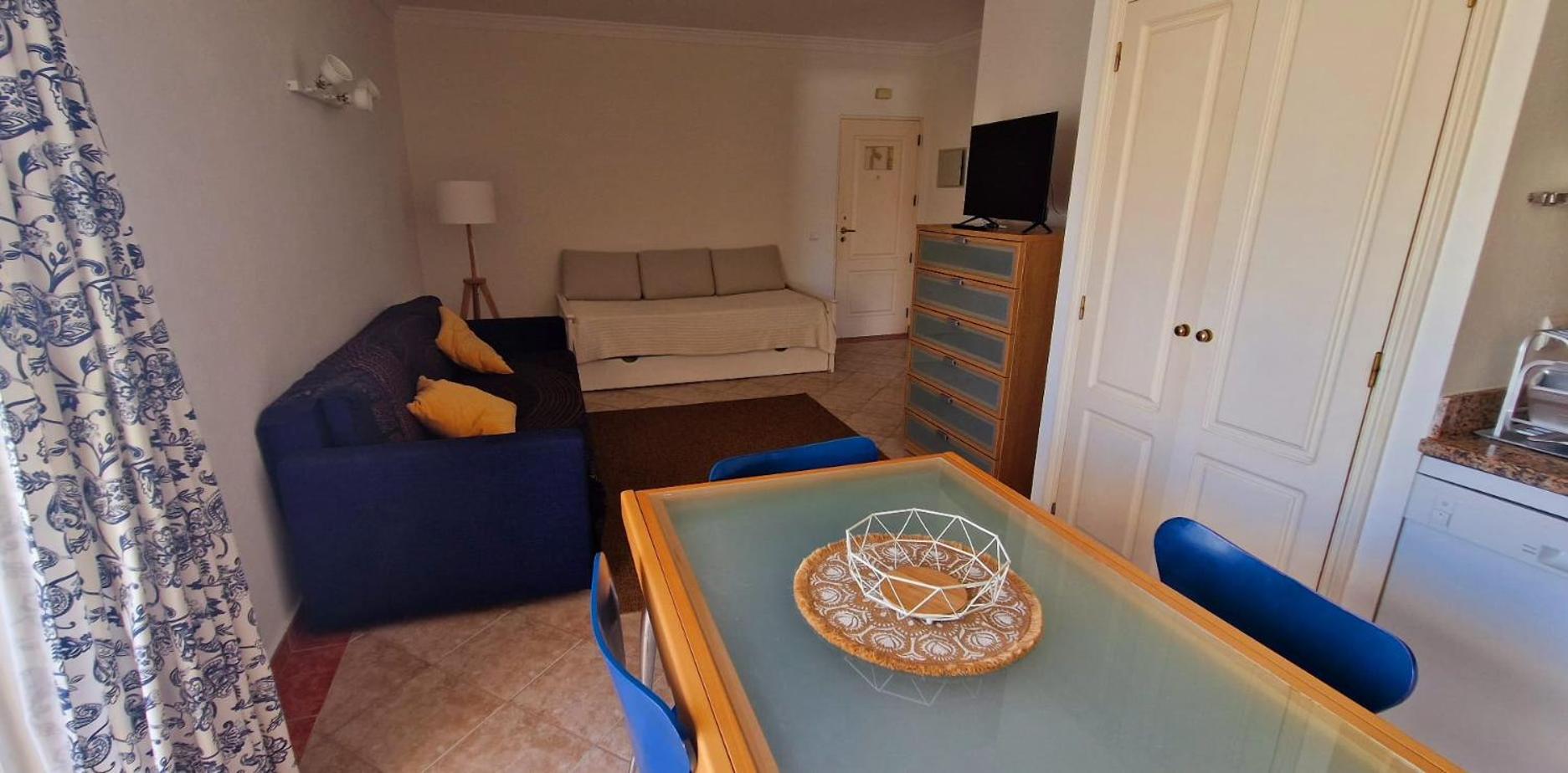Oura Sunset Apartment *