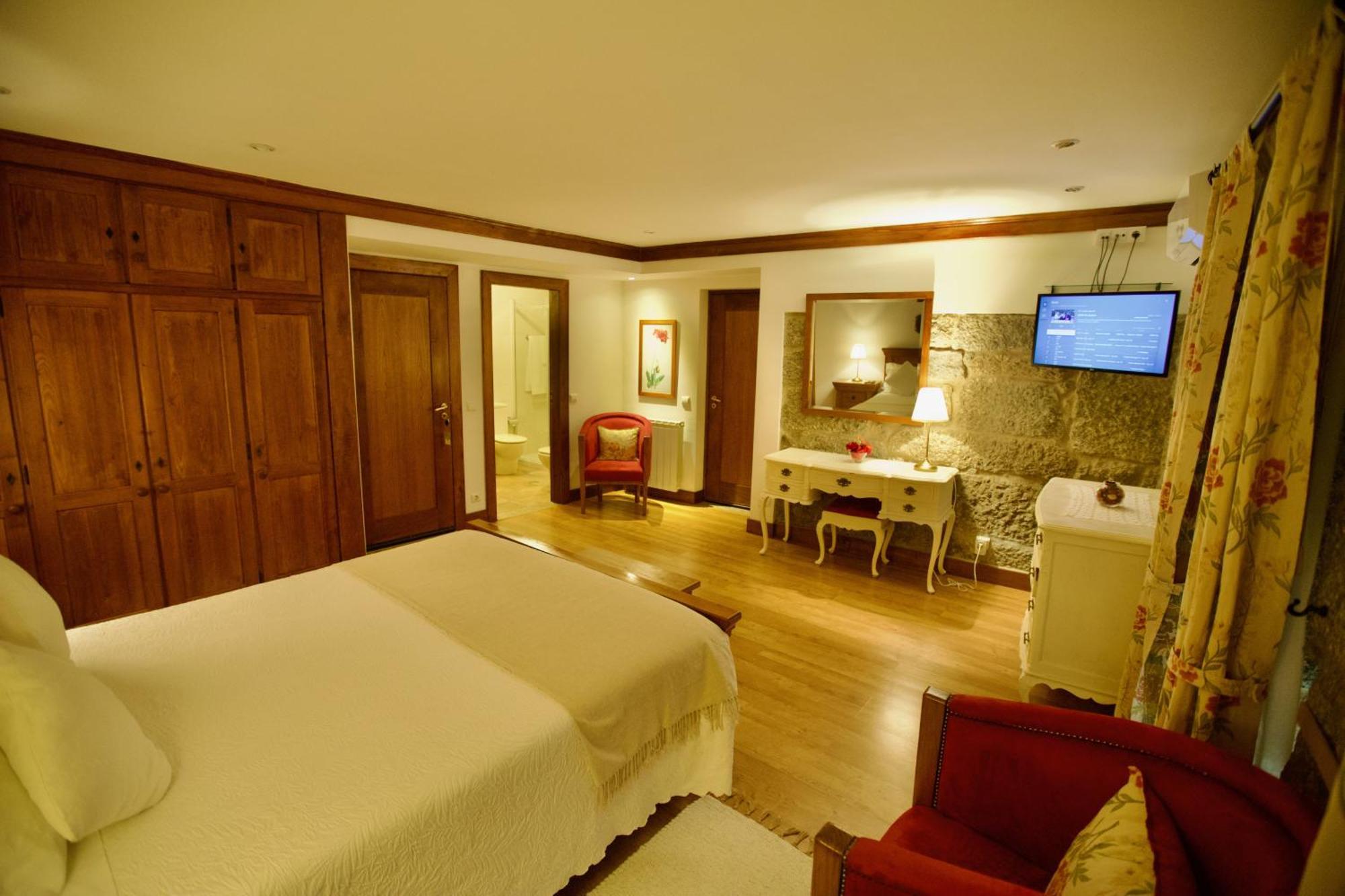 Quinta De Casalmato Farm stay