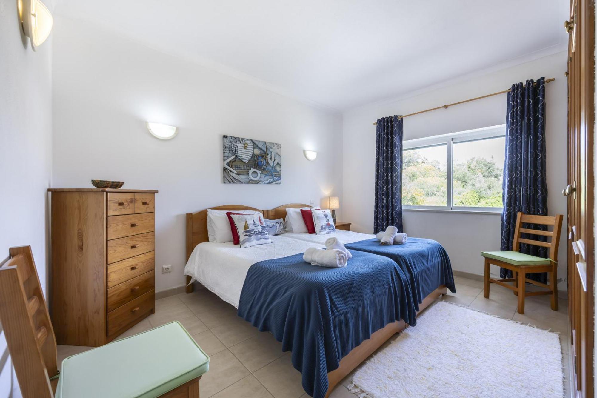 Coolhouses Algarve , 2 Bed W/ Sea View, Blue Ocean View Apartment Praia Da Luz