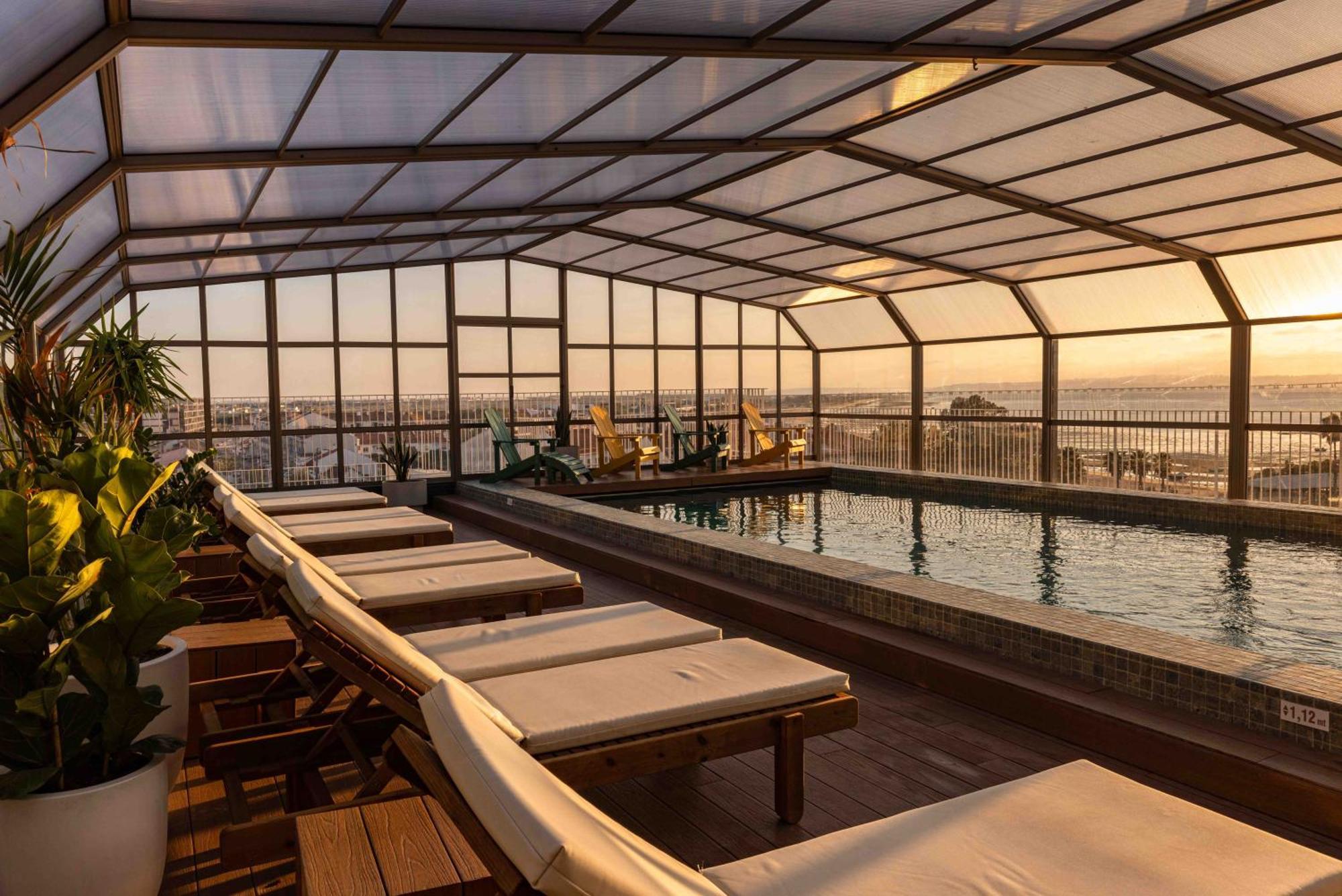 Upon - Hotel